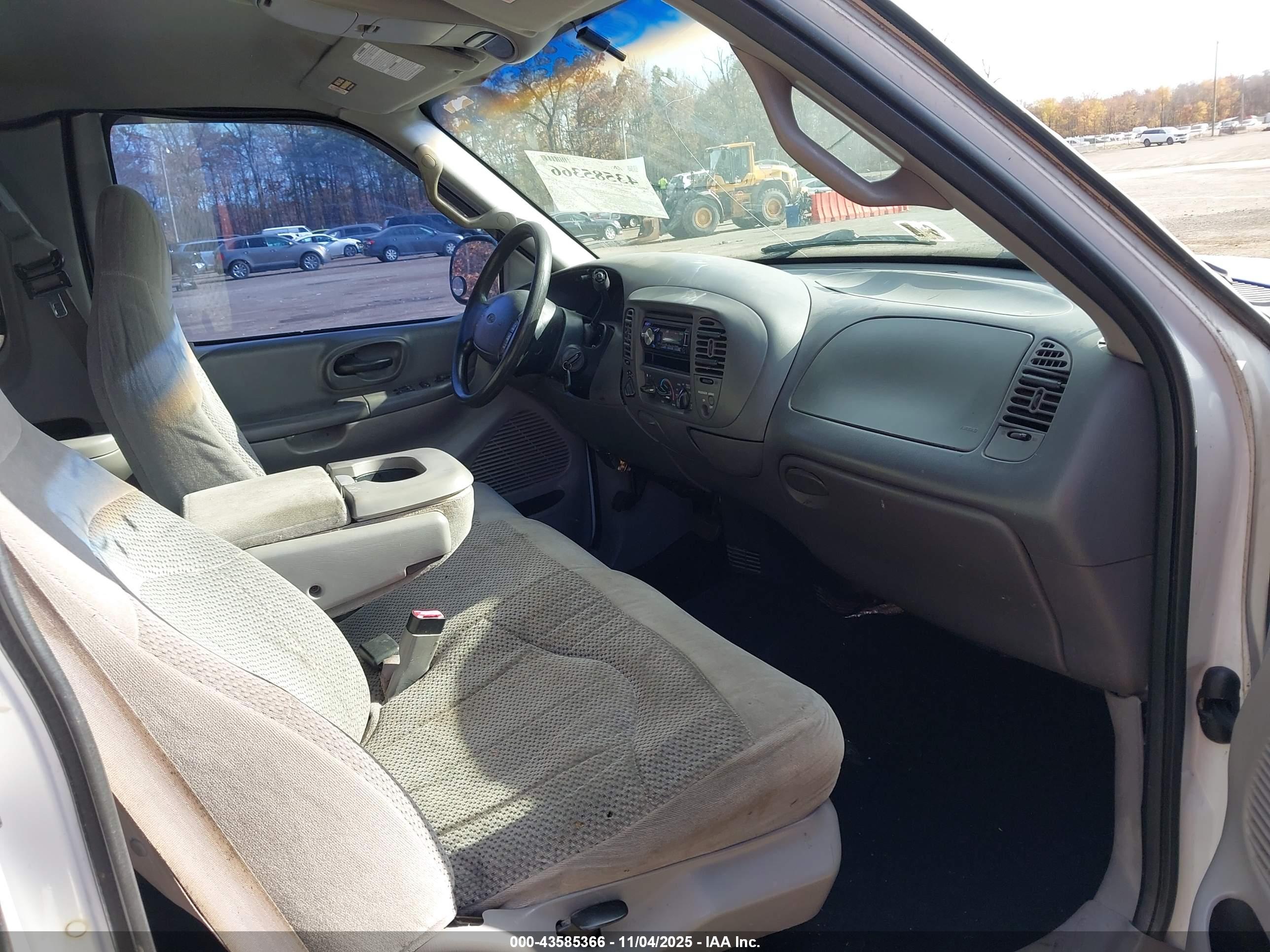 FORD F-150 image 5