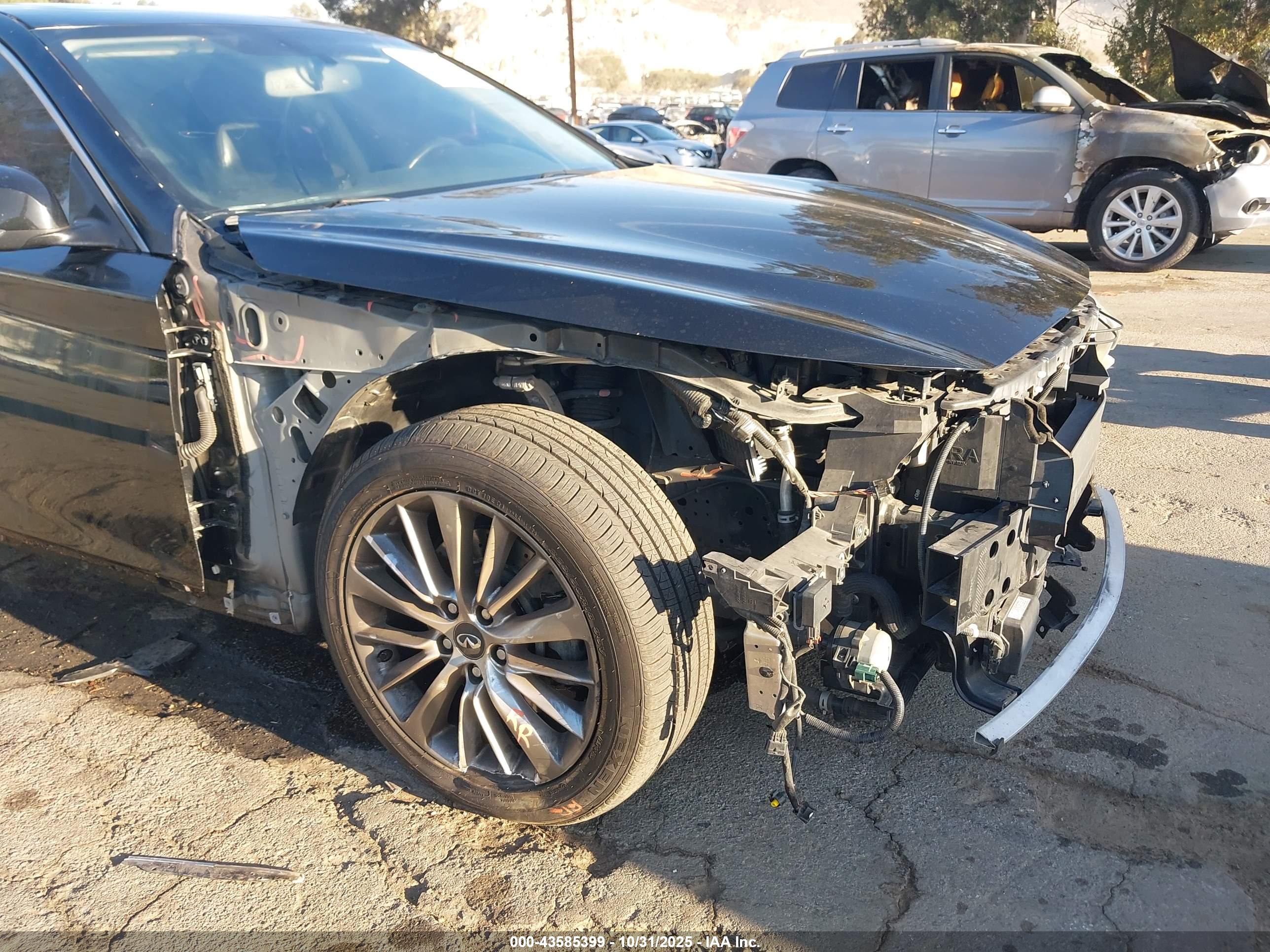 INFINITI Q50 image 6