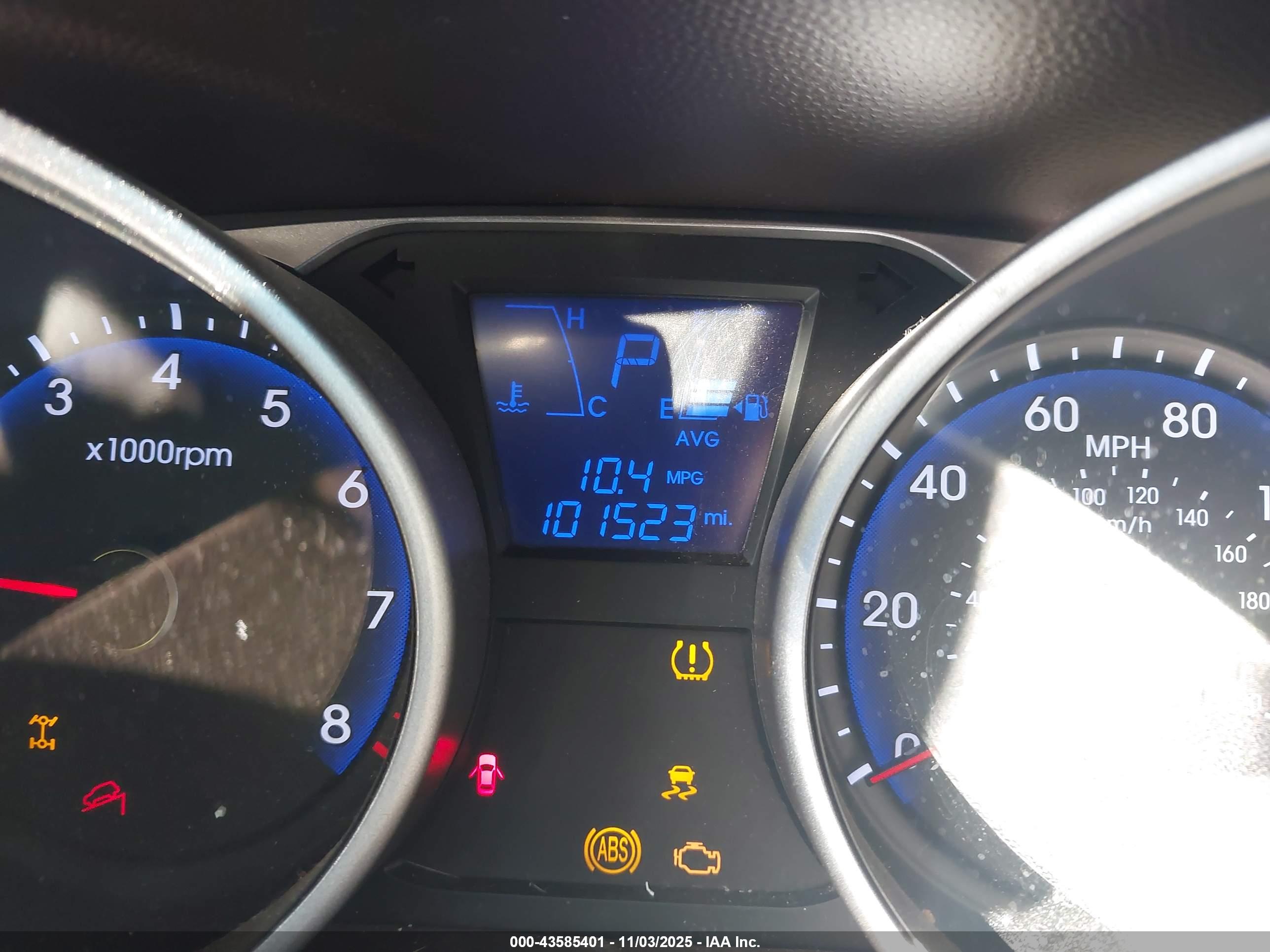 HYUNDAI TUCSON image 7