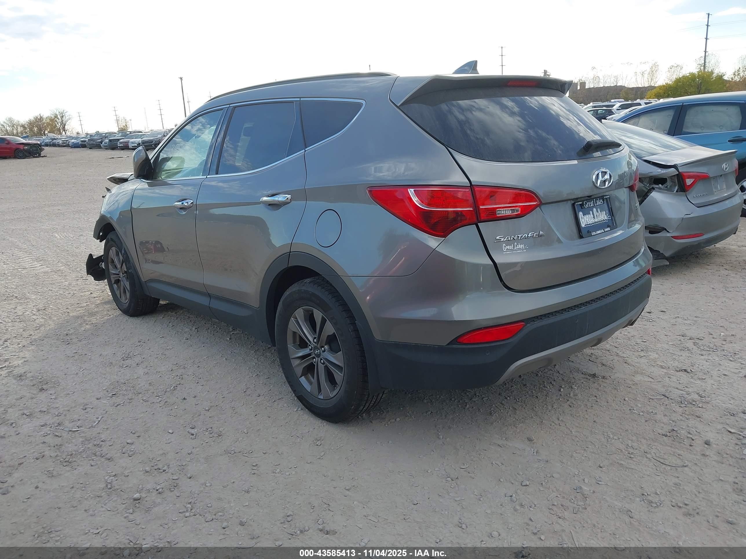 HYUNDAI SANTA image 3