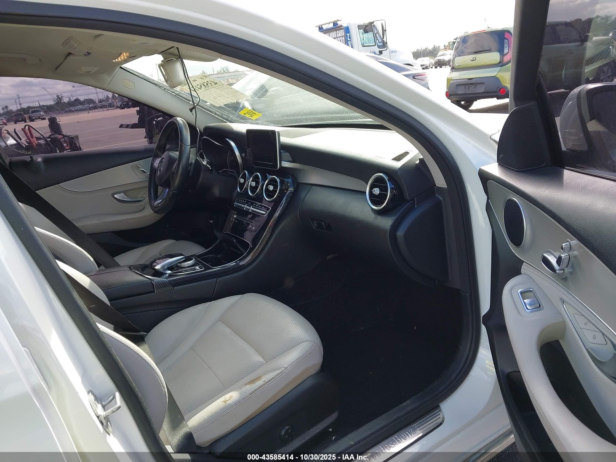 MERCEDES-BENZ C image 5