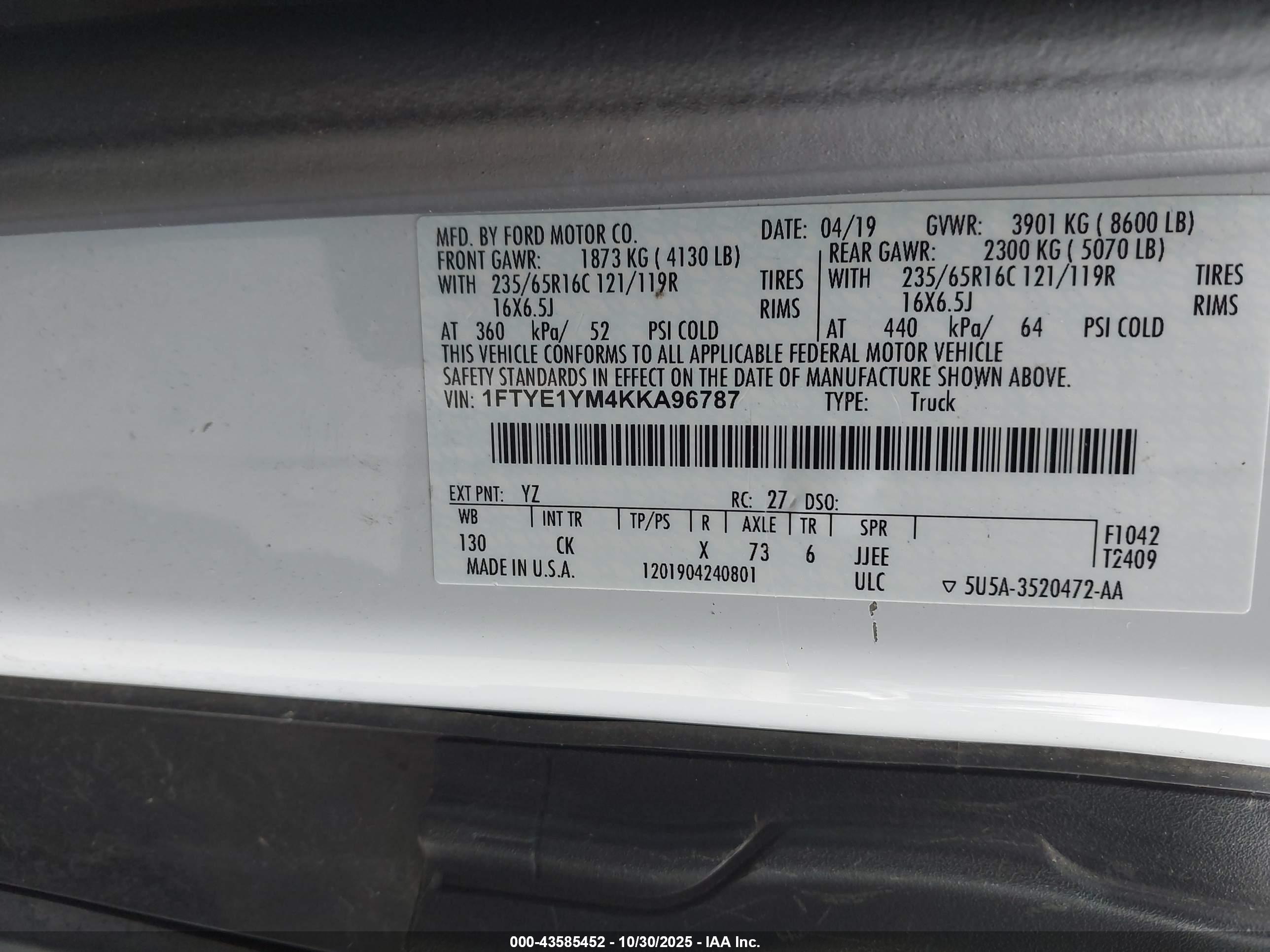 FORD TRANSIT-150 image 9