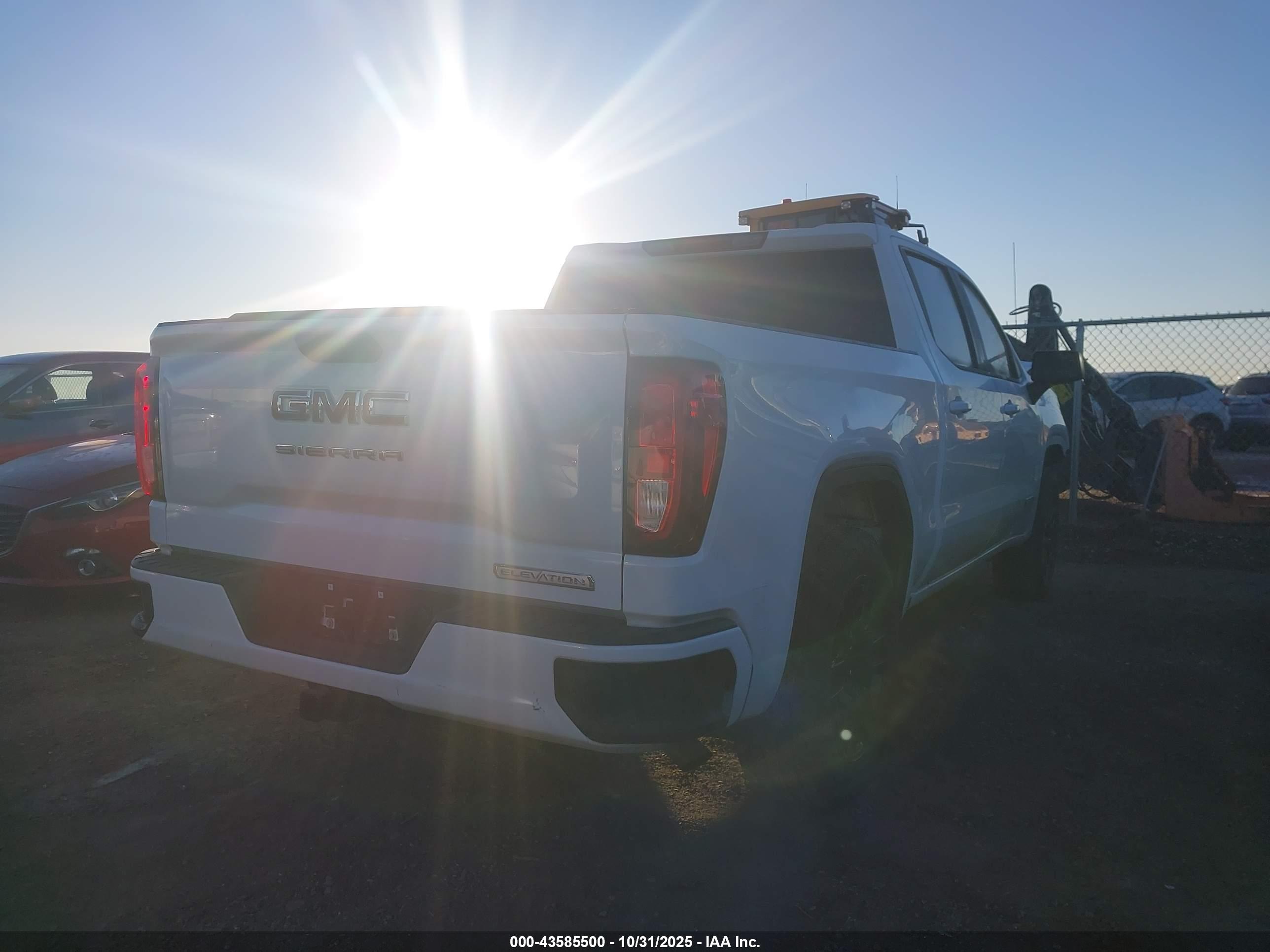 GMC SIERRA image 4