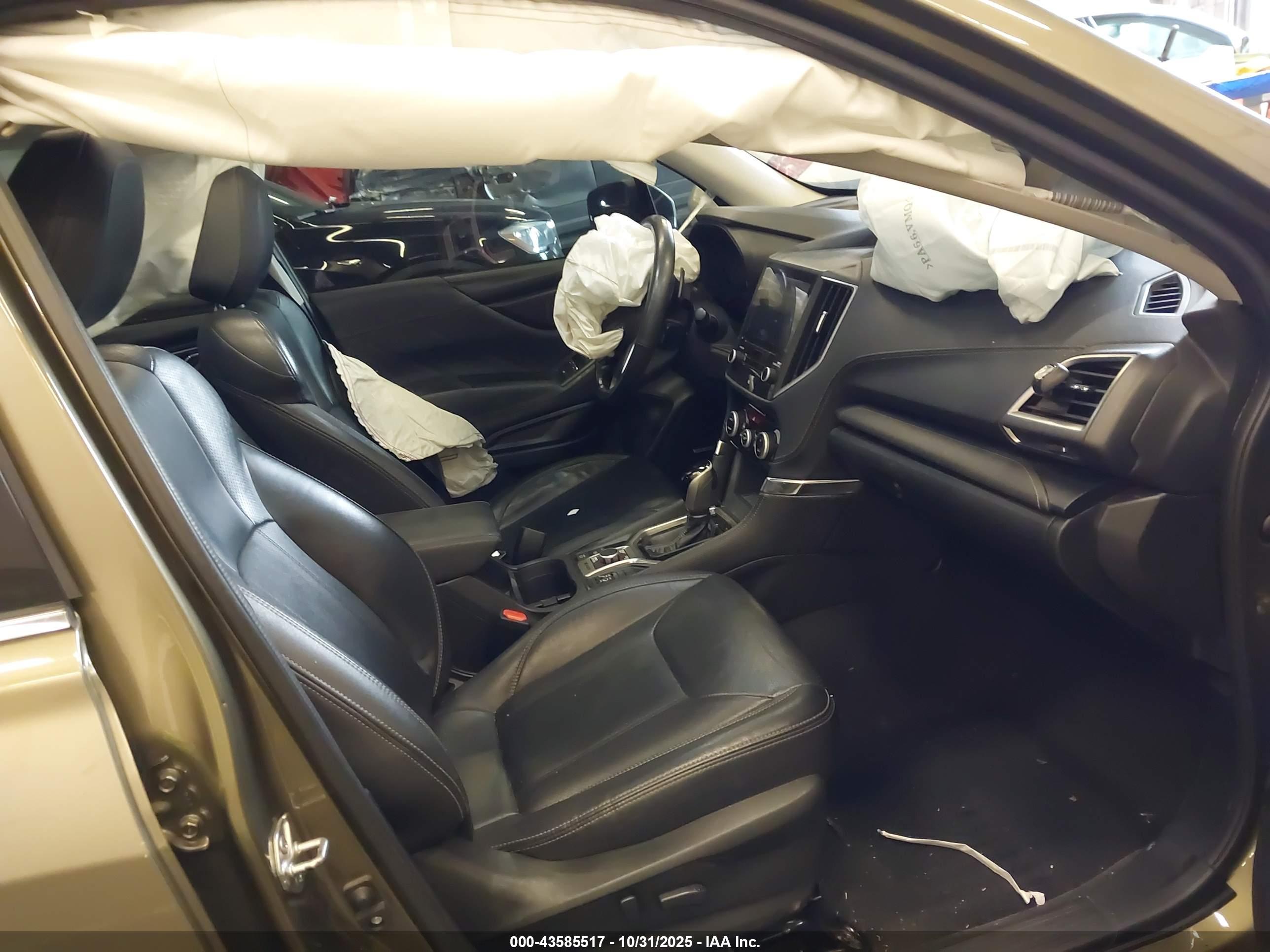 SUBARU FORESTER image 5