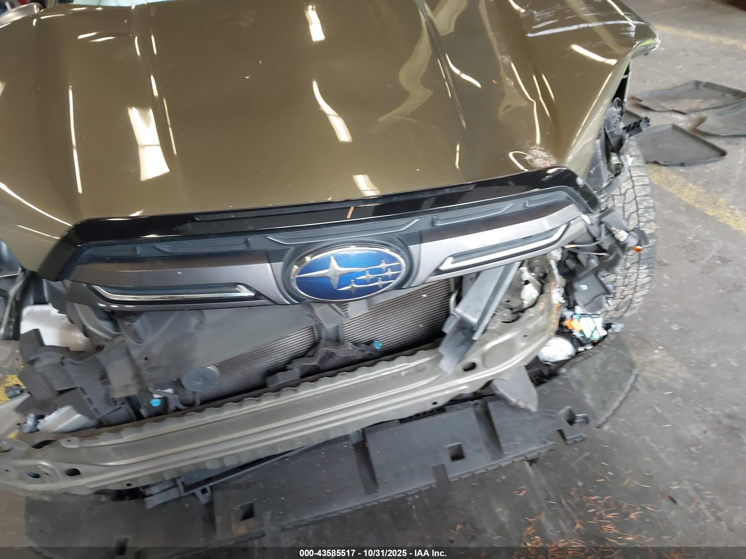 SUBARU FORESTER image 6