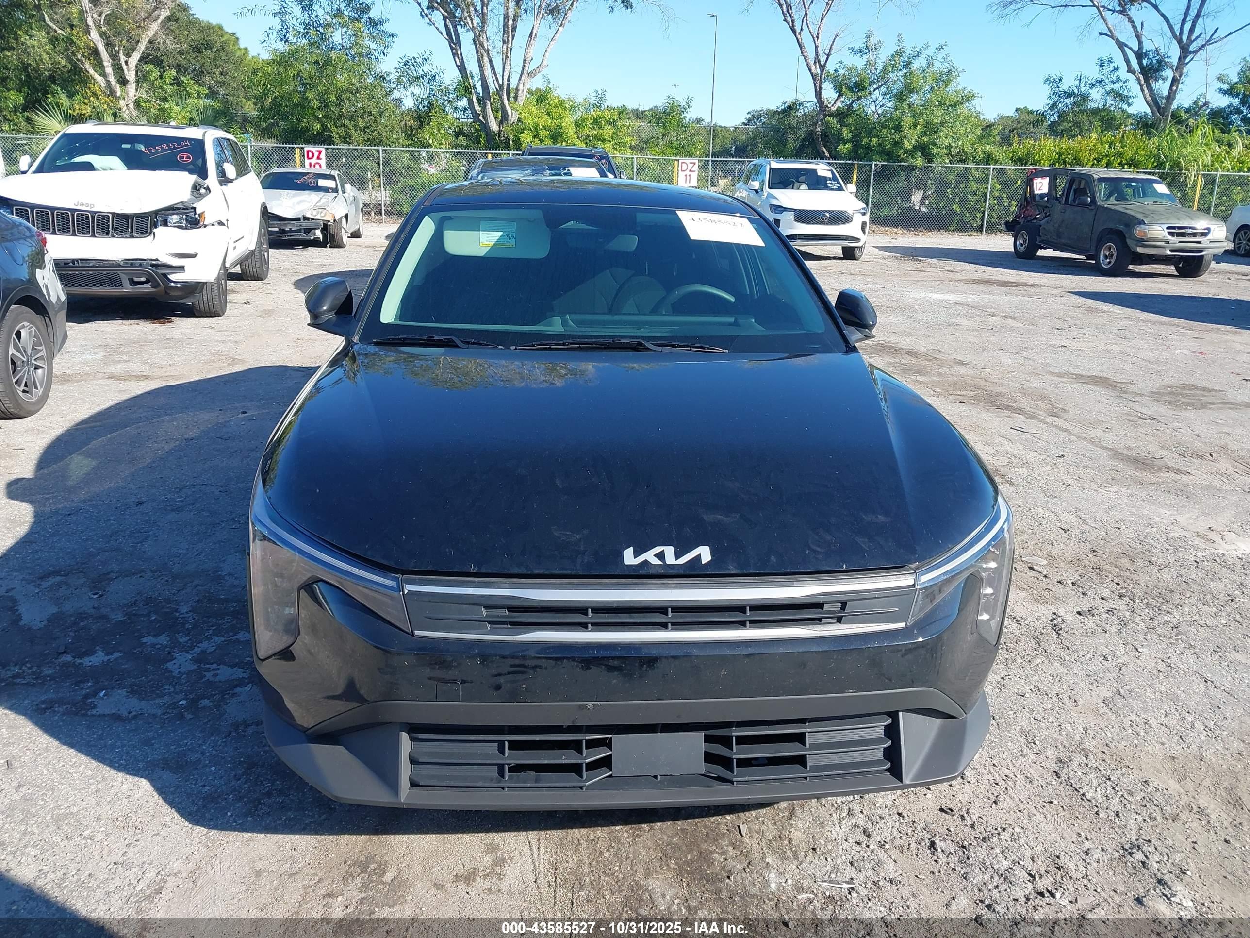 KIA K4 image 6