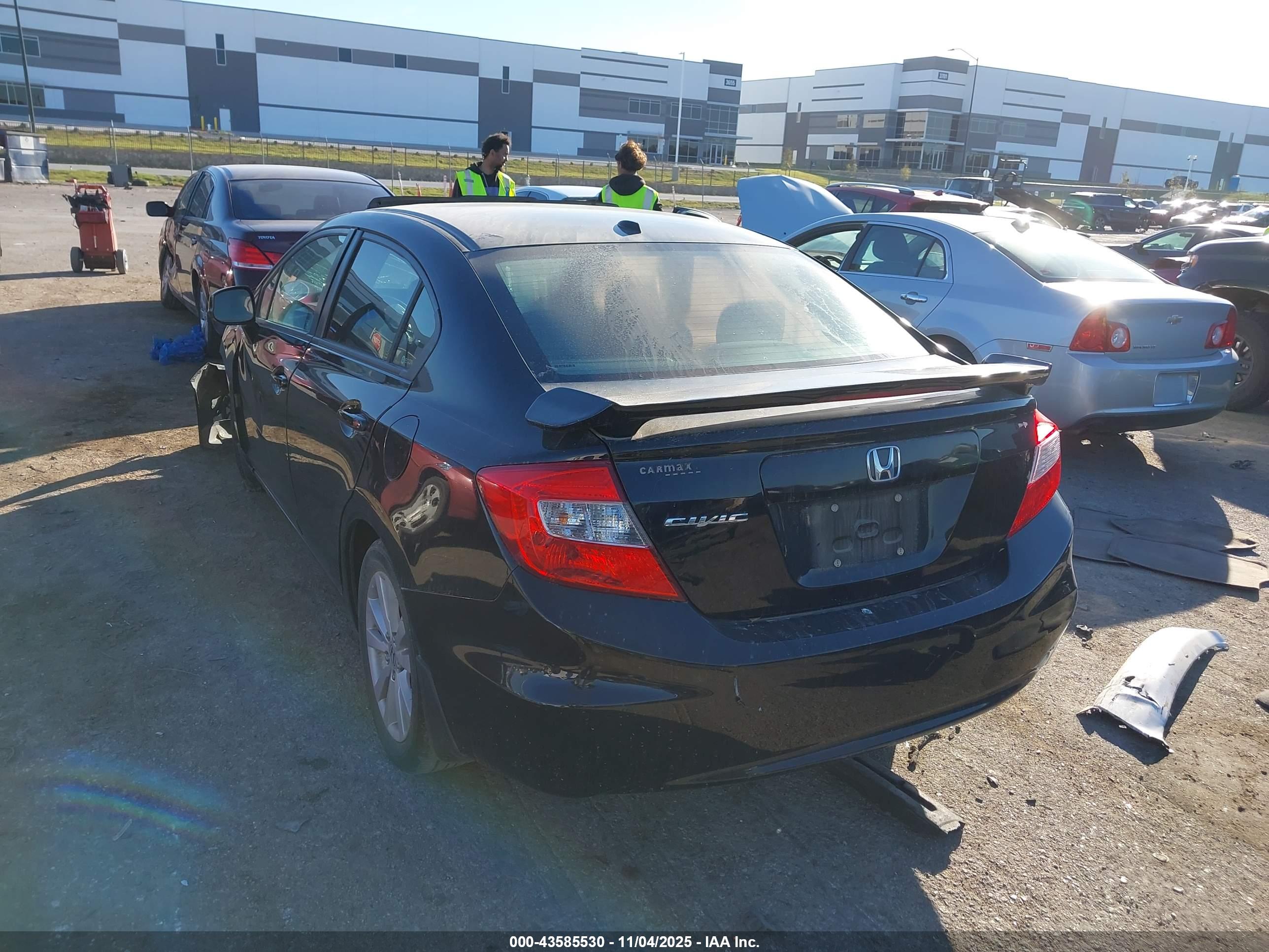 HONDA CIVIC image 3