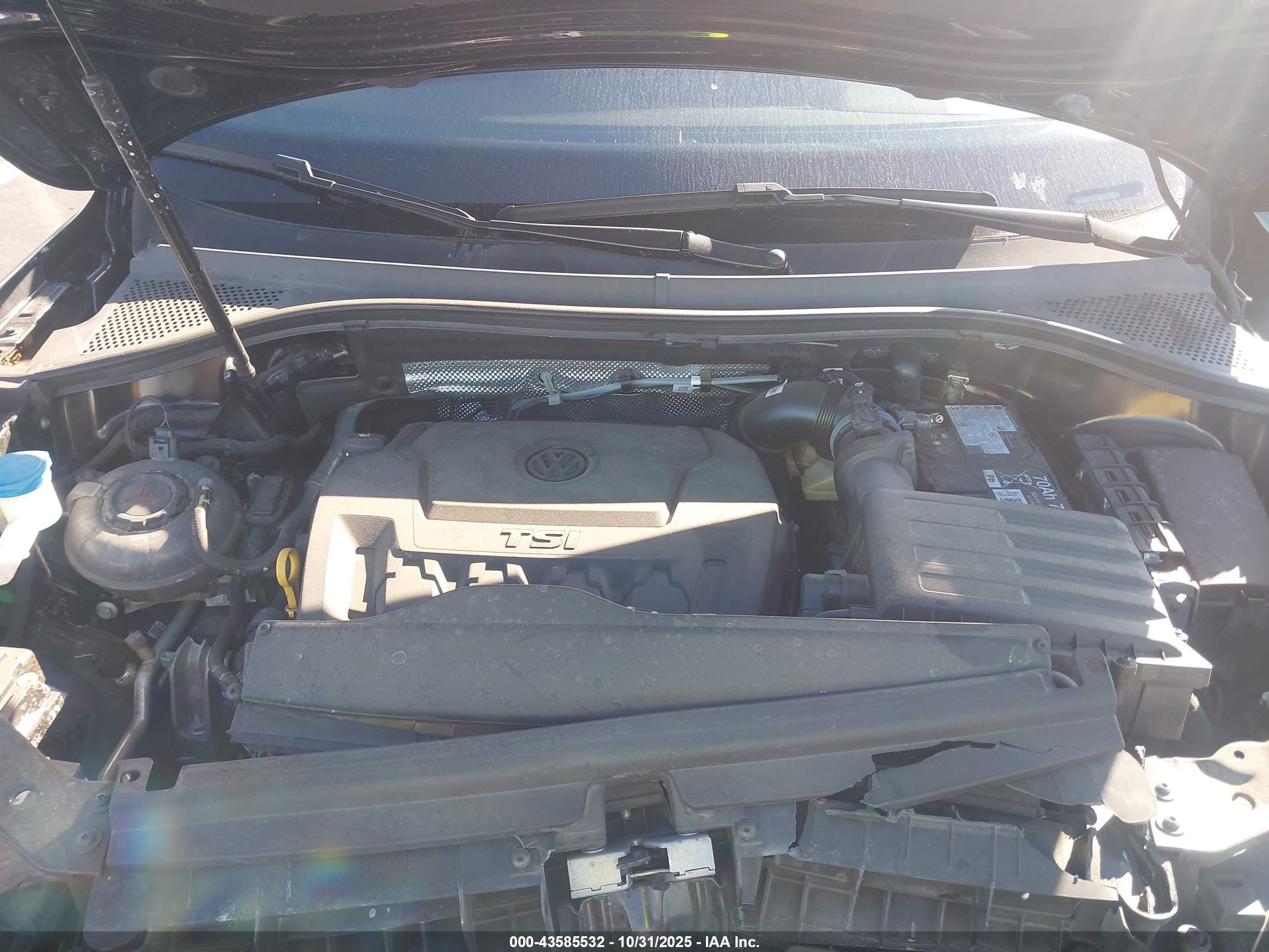 VOLKSWAGEN TIGUAN image 10