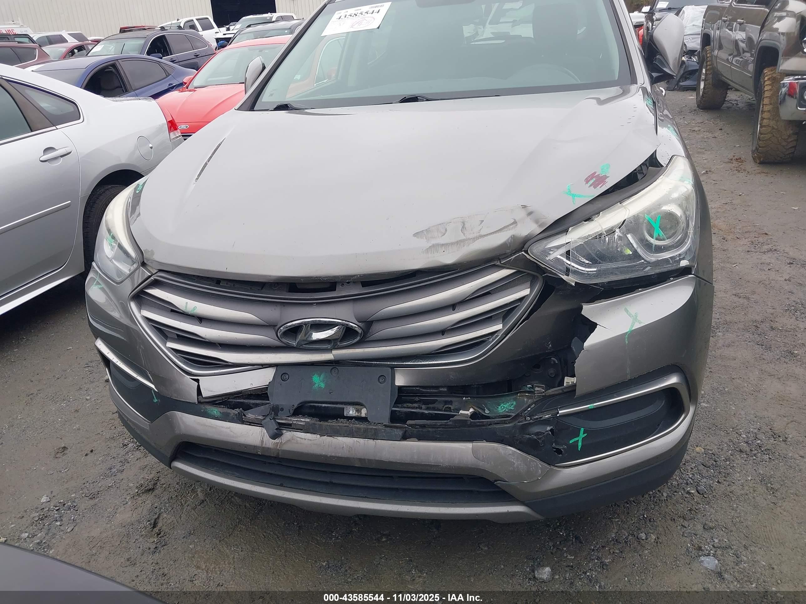 HYUNDAI SANTA image 6