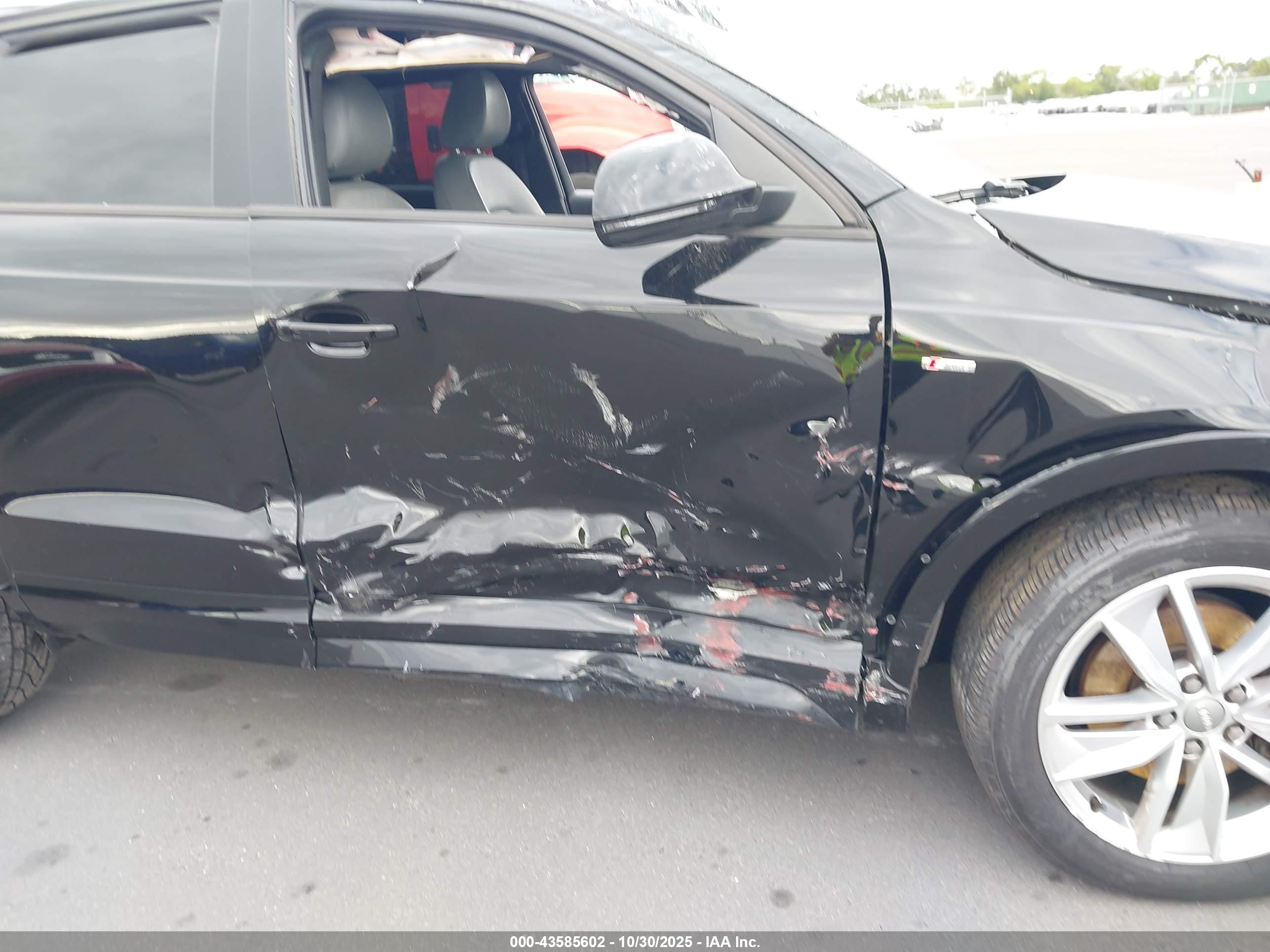 AUDI Q3 image 6