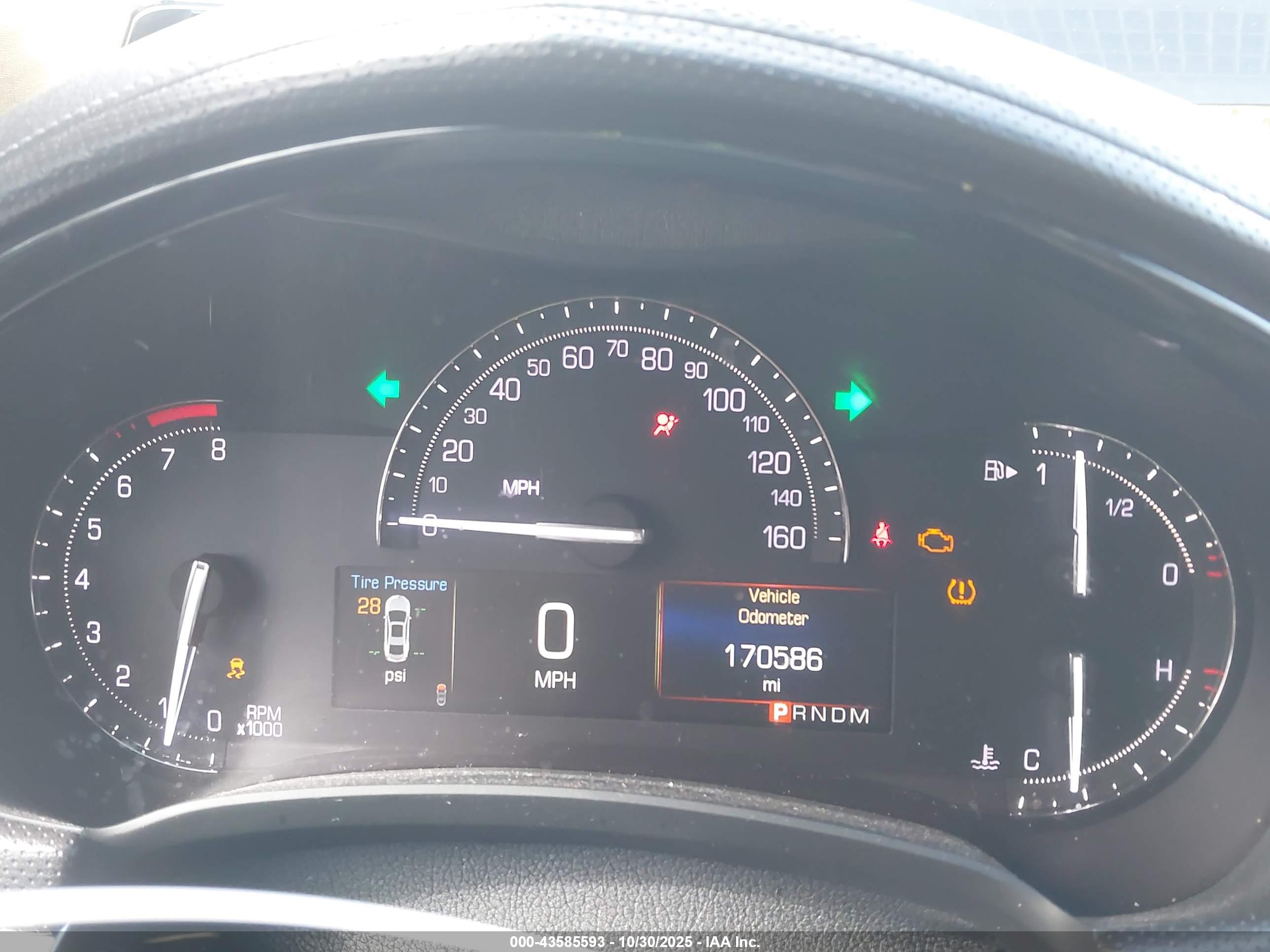 CADILLAC XTS image 7