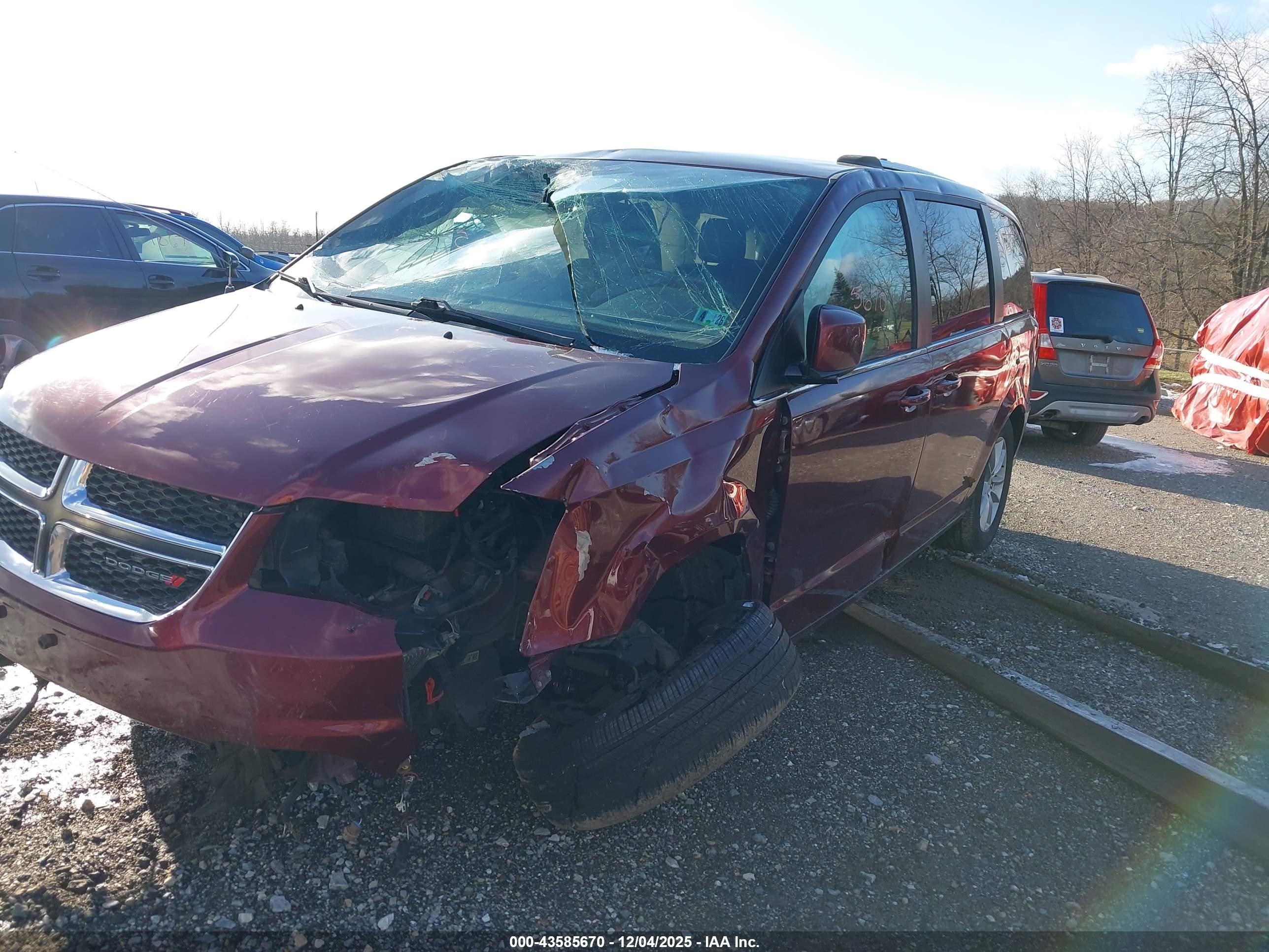 DODGE GRAND image 6
