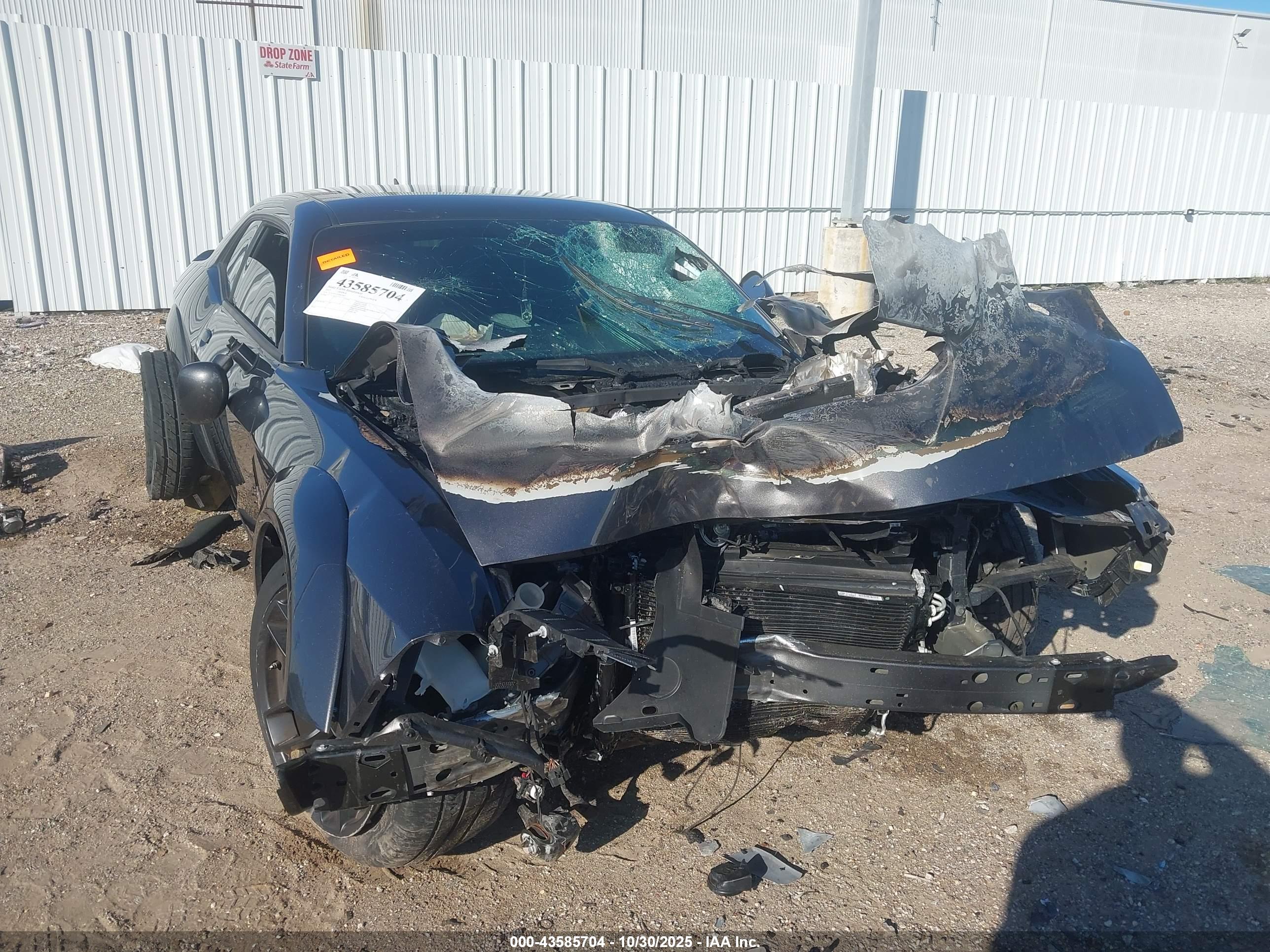 DODGE CHALLENGER image 6