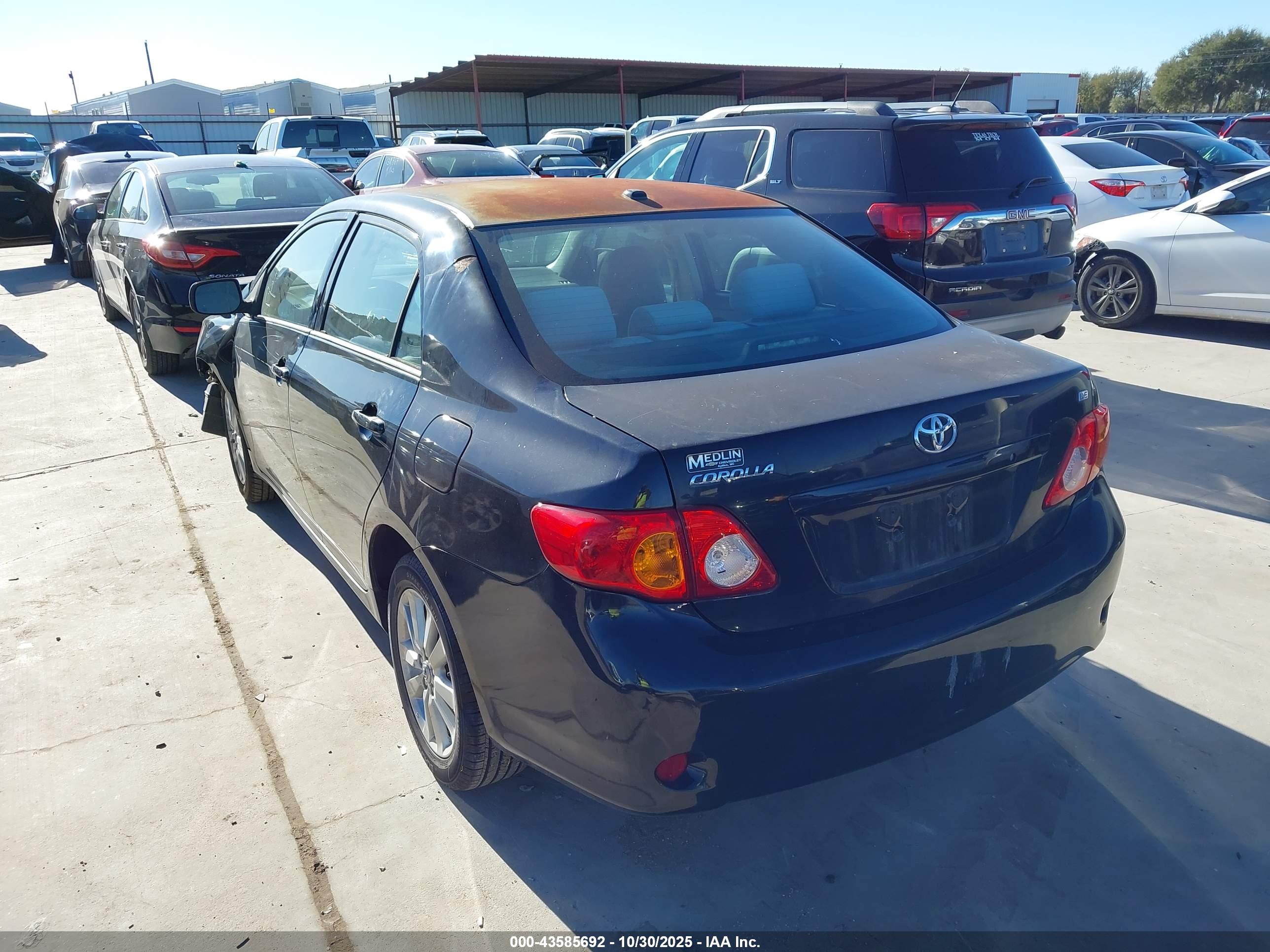 TOYOTA COROLLA image 3