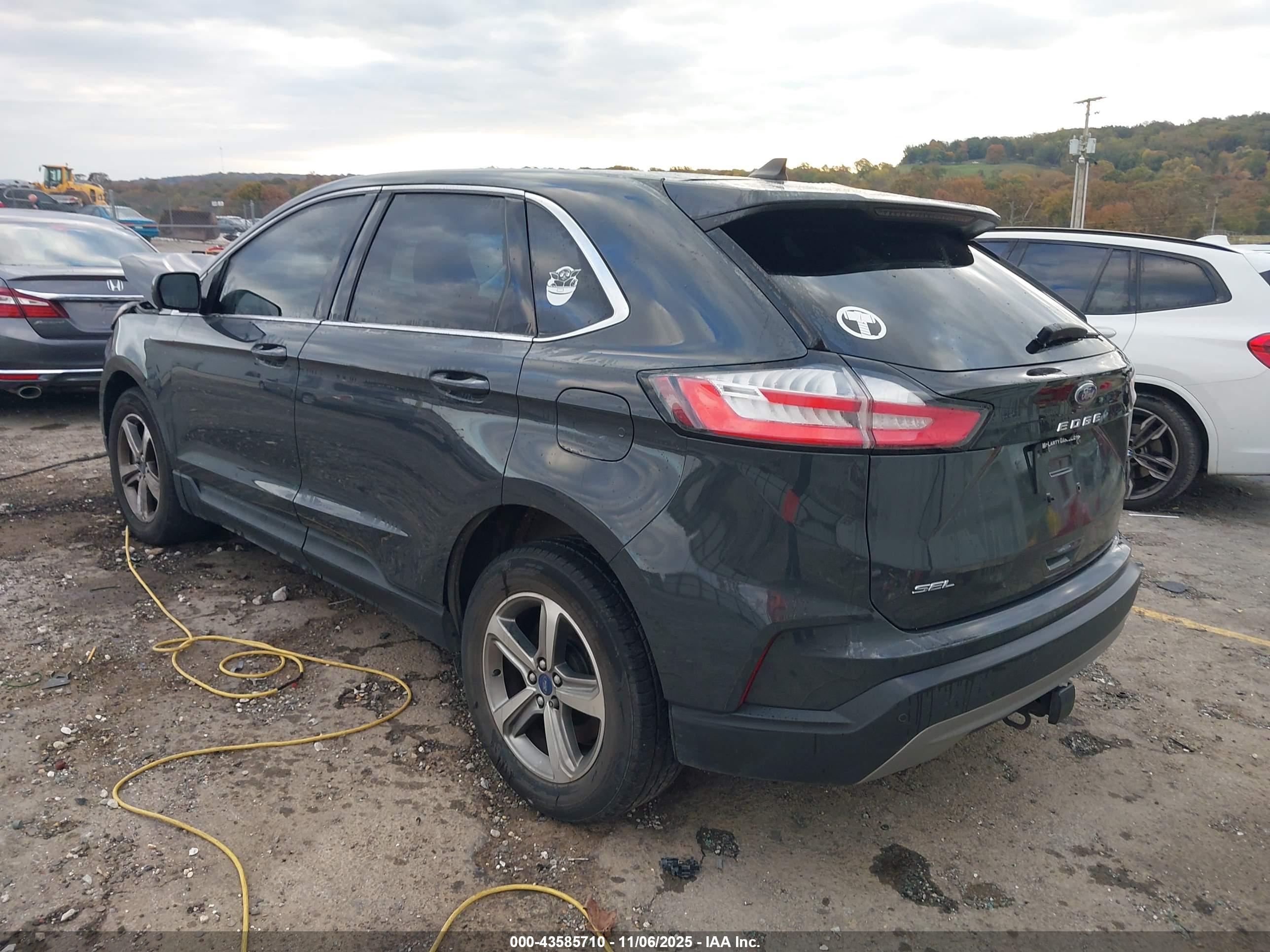 FORD EDGE image 3