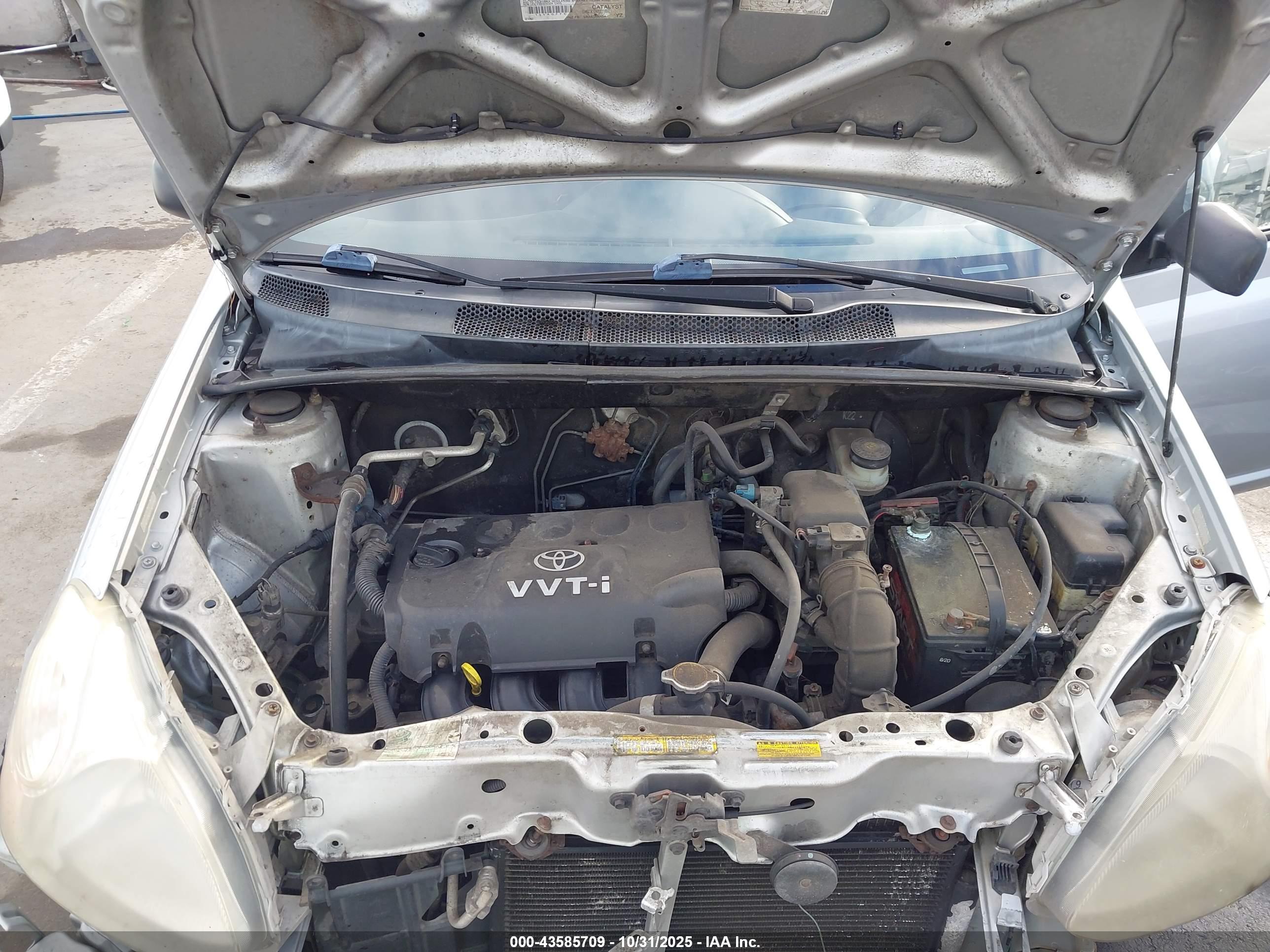 TOYOTA ECHO image 10