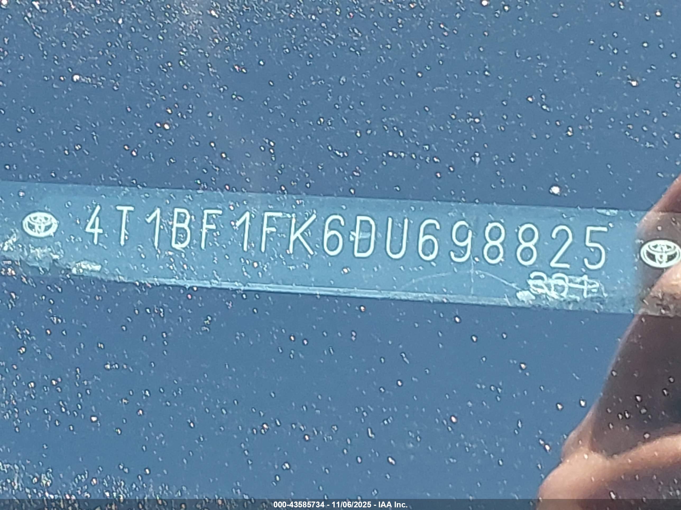 TOYOTA CAMRY image 9
