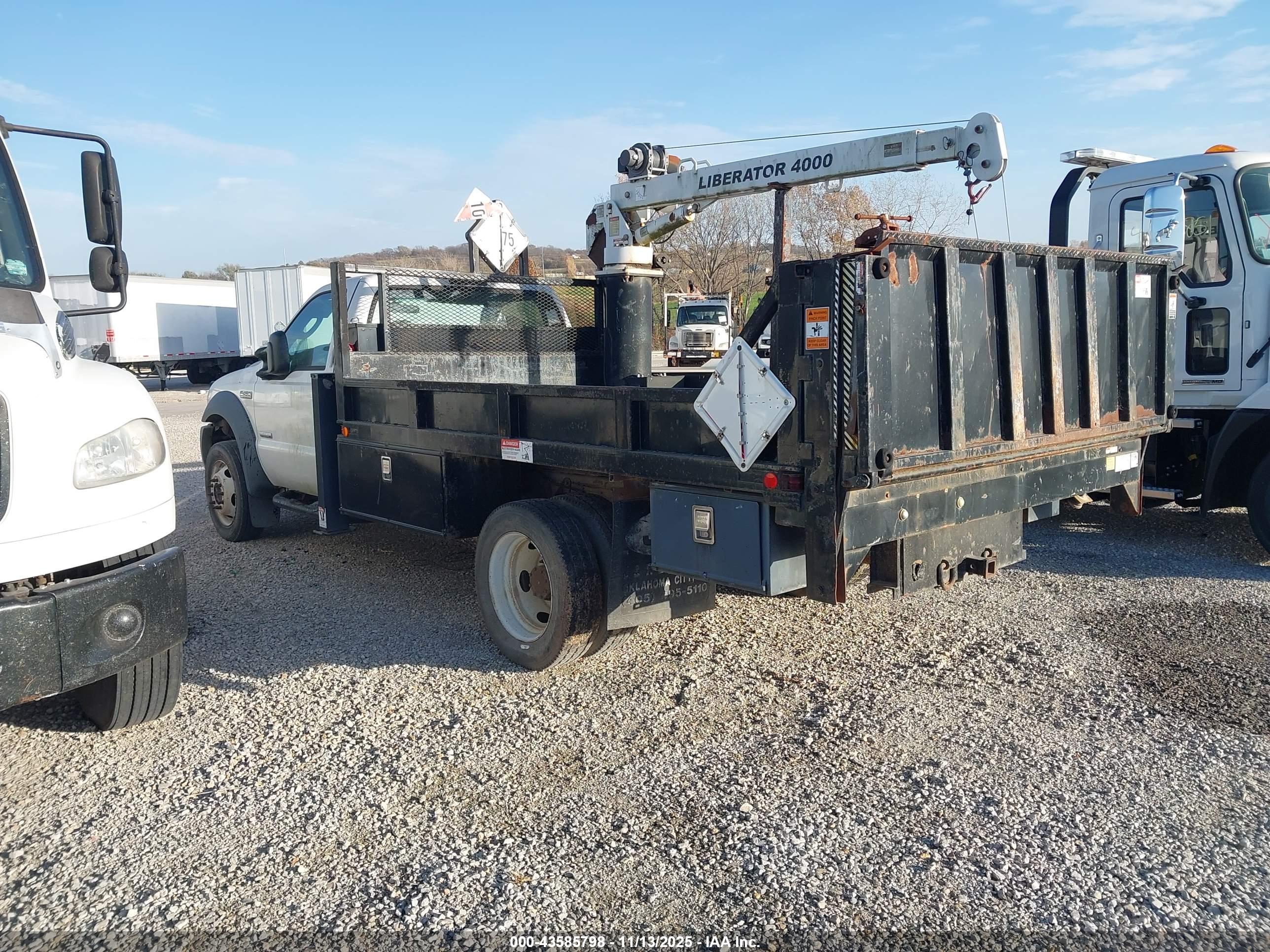 FORD F-450 image 3