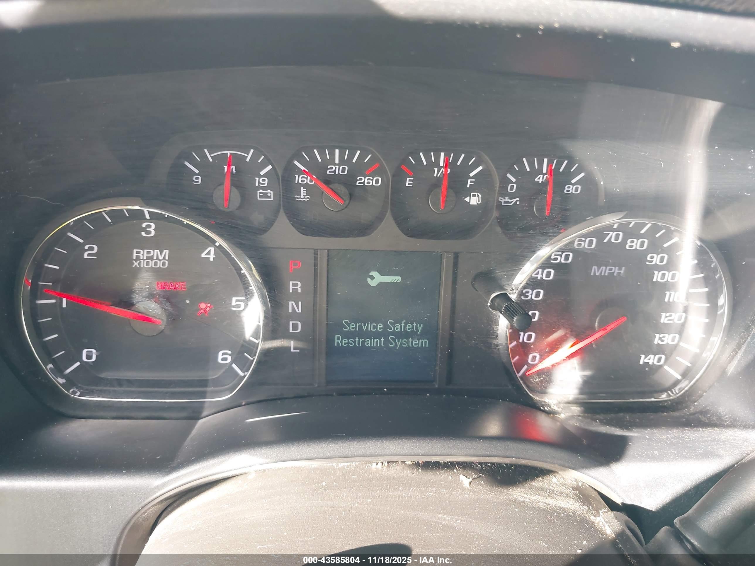 CHEVROLET SILVERADO image 7
