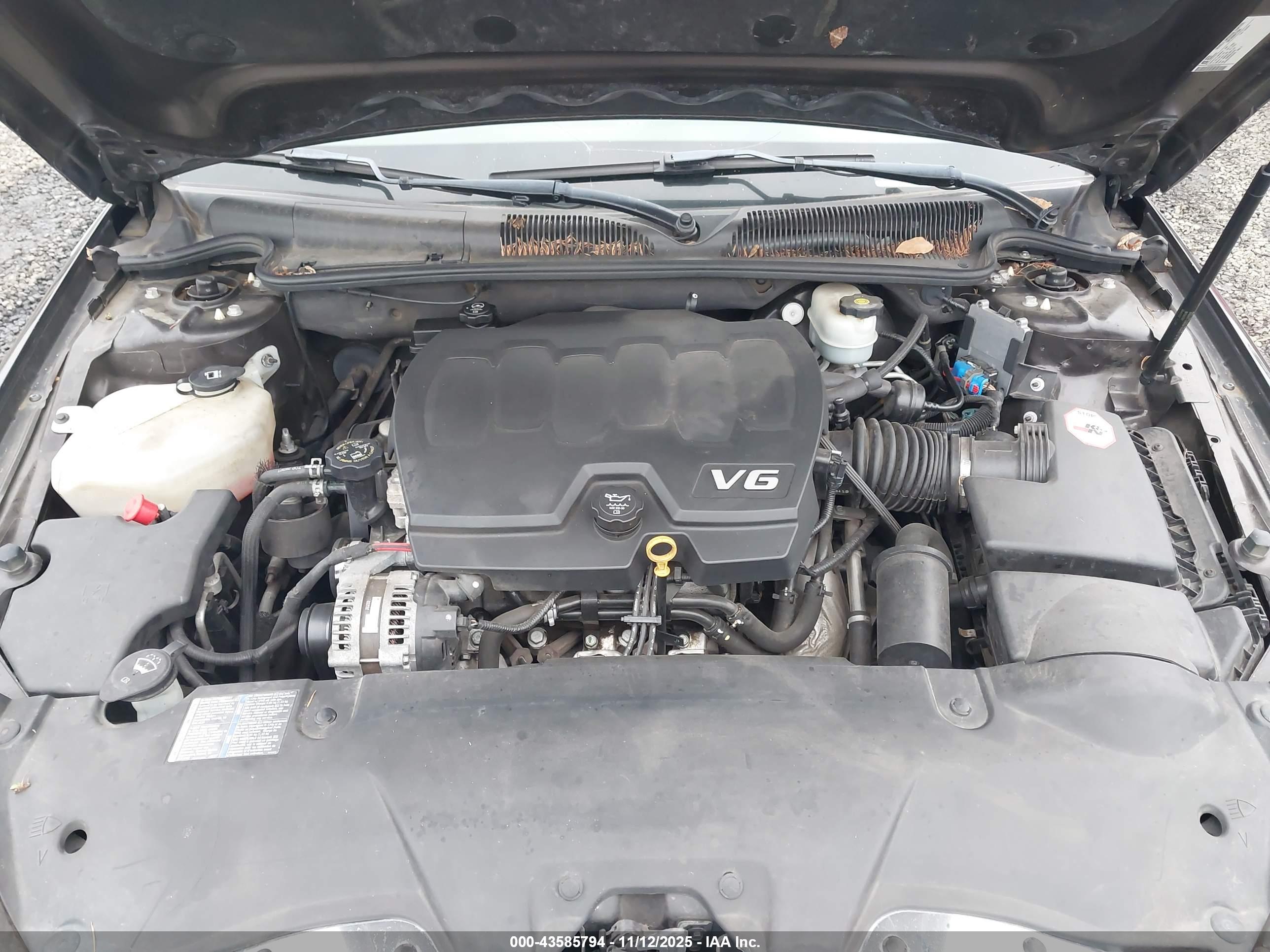 BUICK LUCERNE image 10