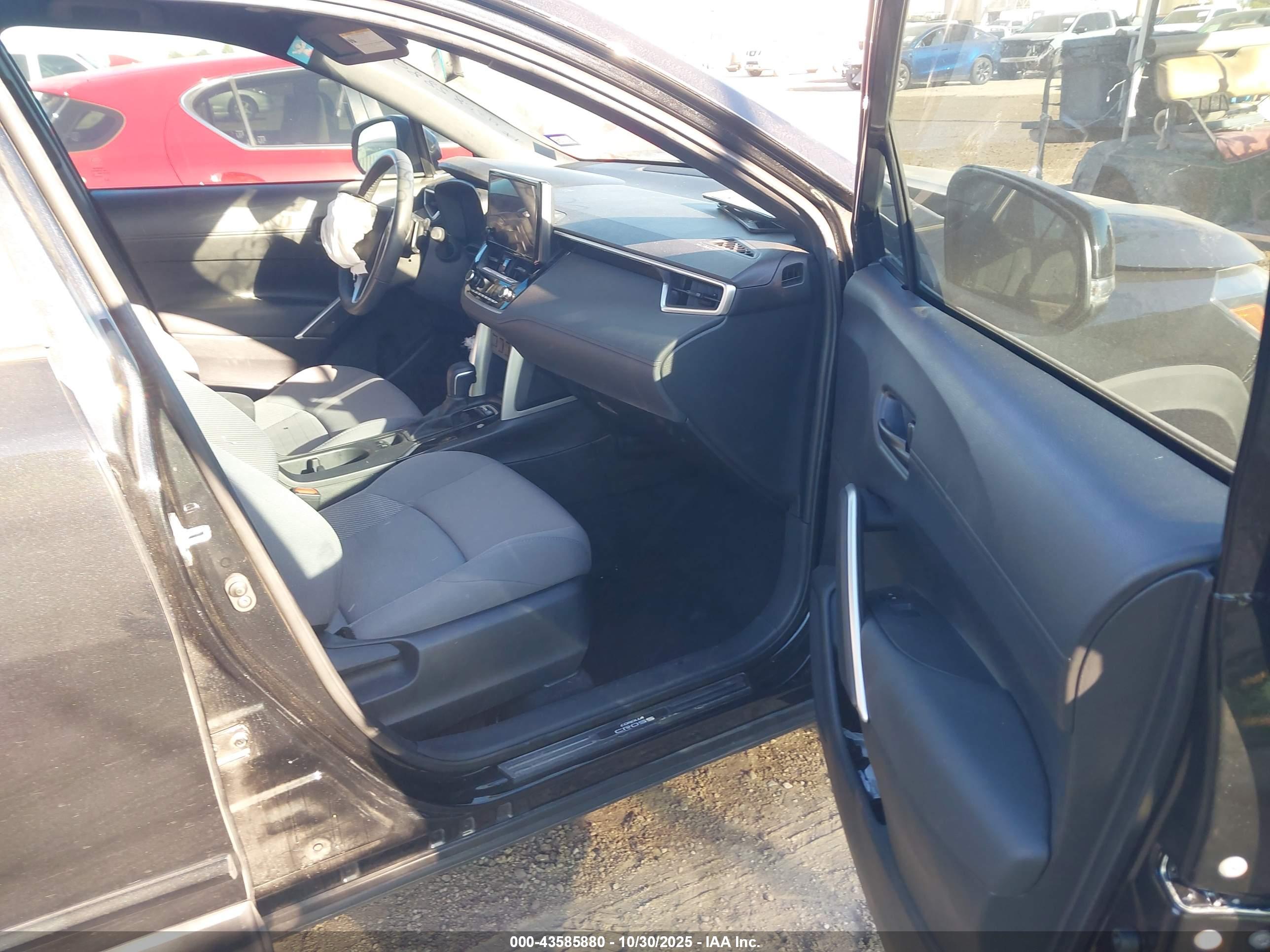 TOYOTA COROLLA image 5