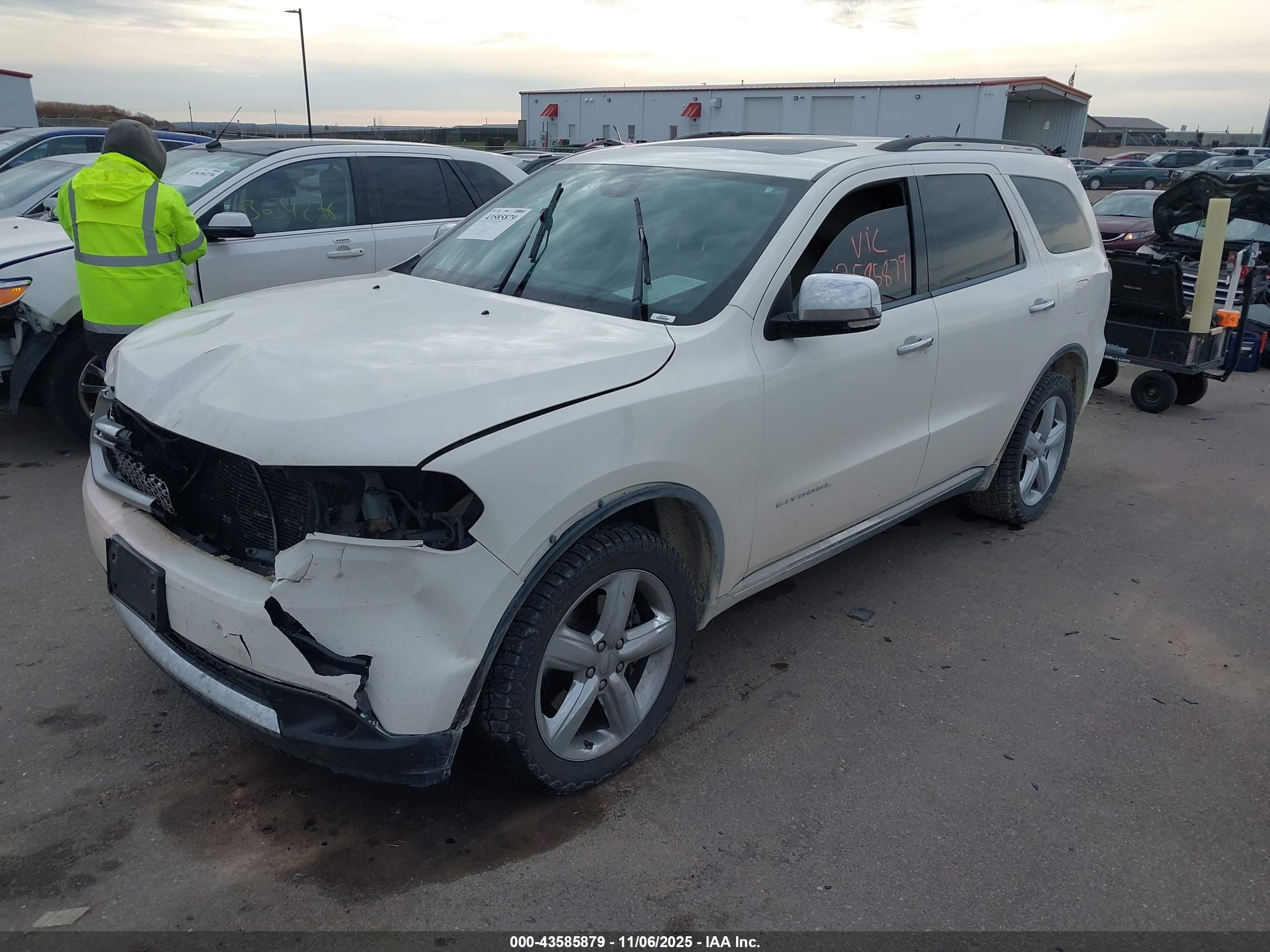 DODGE DURANGO image 2