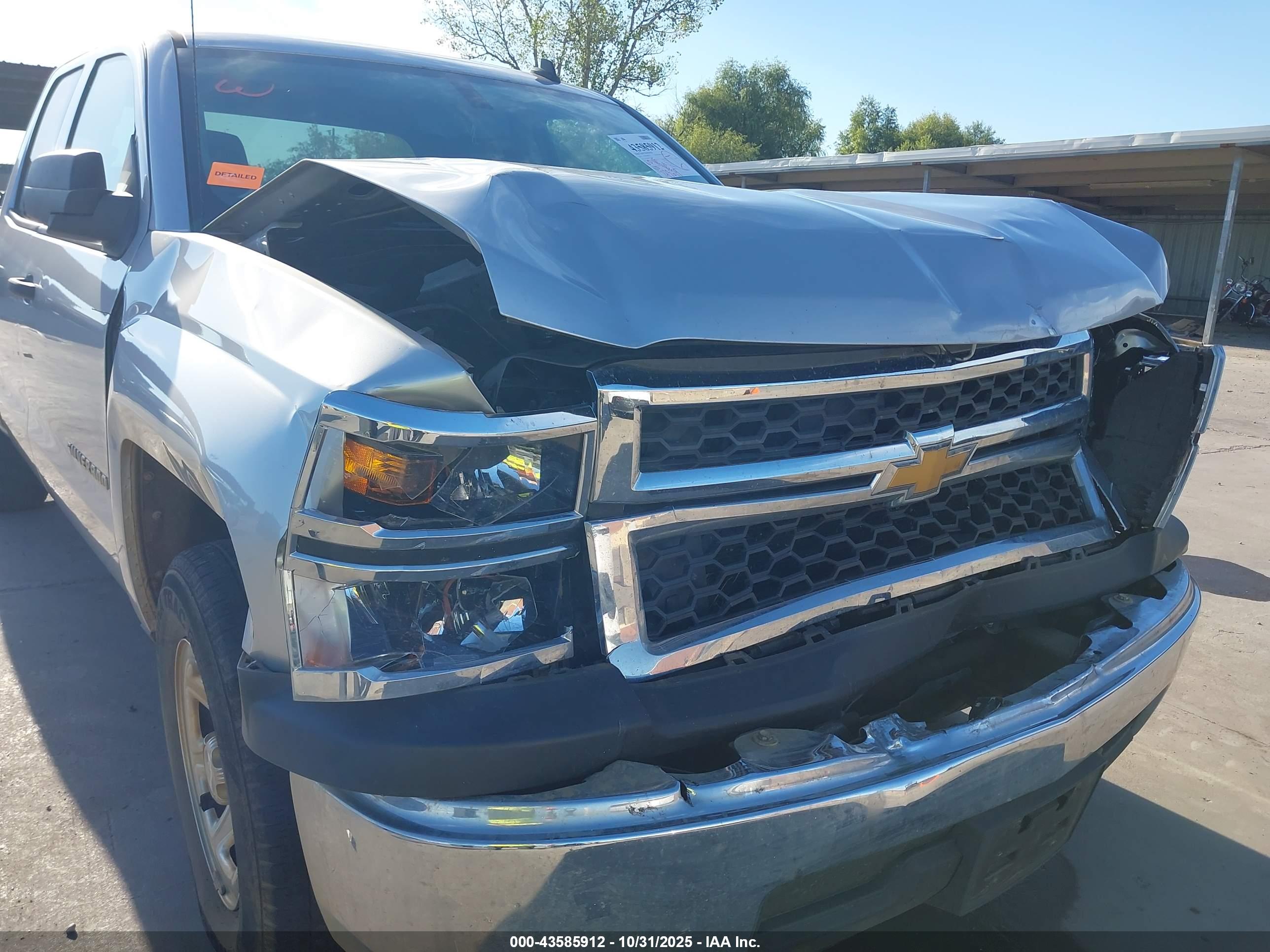 CHEVROLET SILVERADO image 6