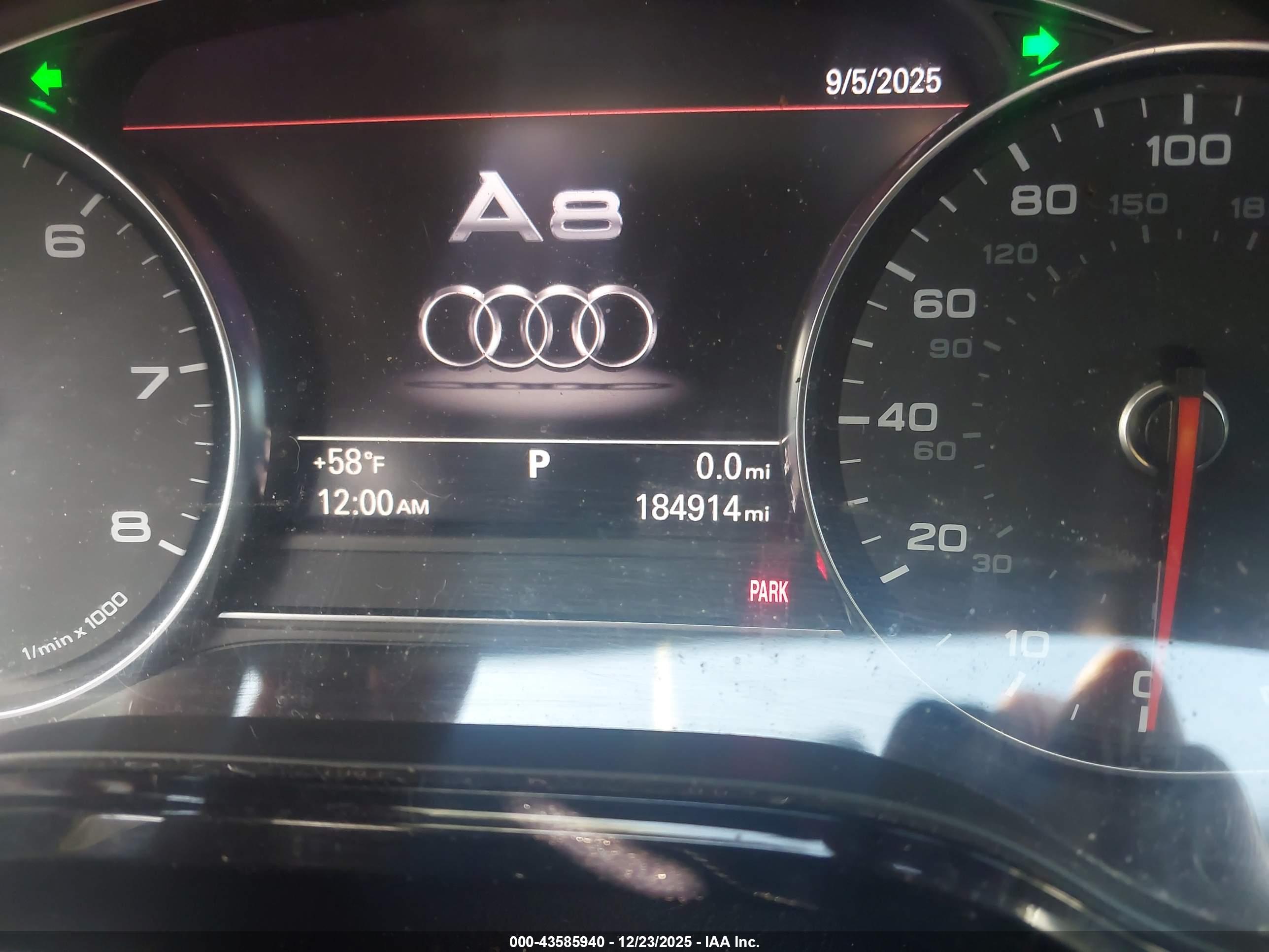 AUDI A8 image 7