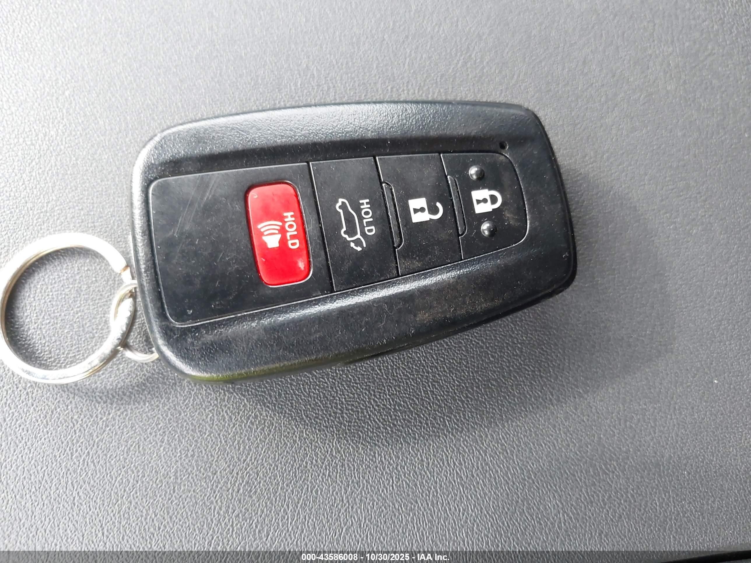 TOYOTA HIGHLANDER image 11