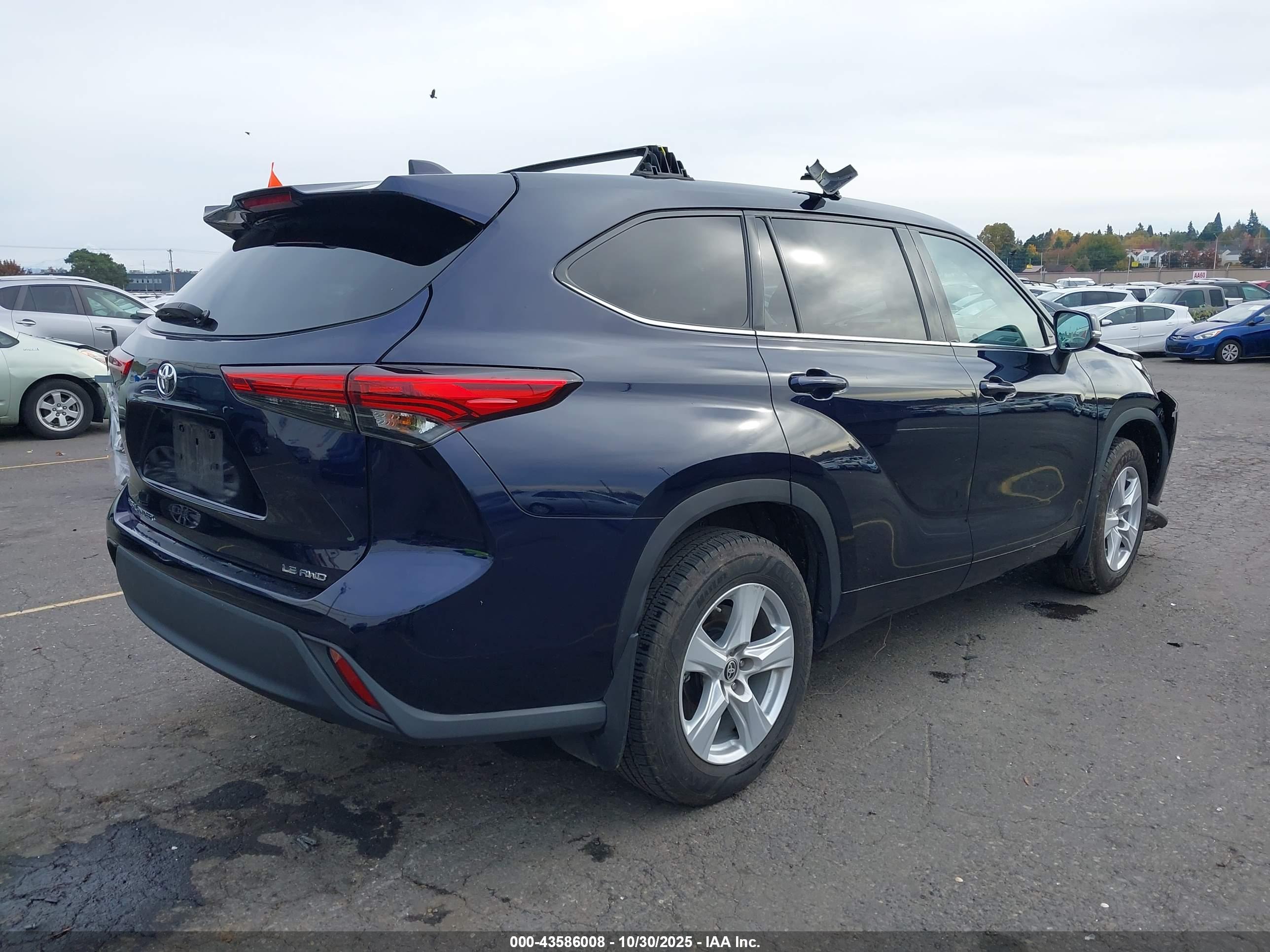 TOYOTA HIGHLANDER image 4