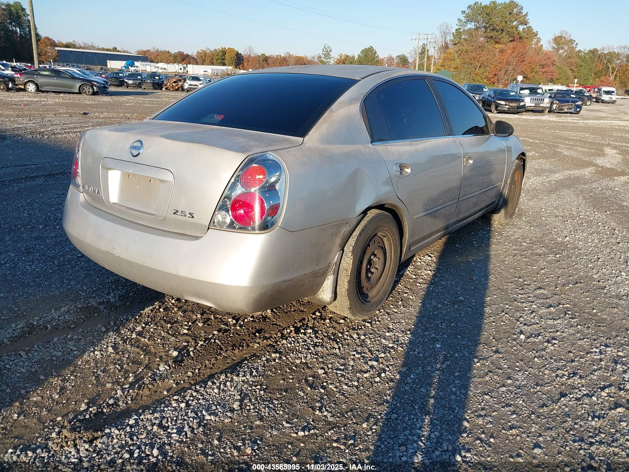 NISSAN ALTIMA image 4