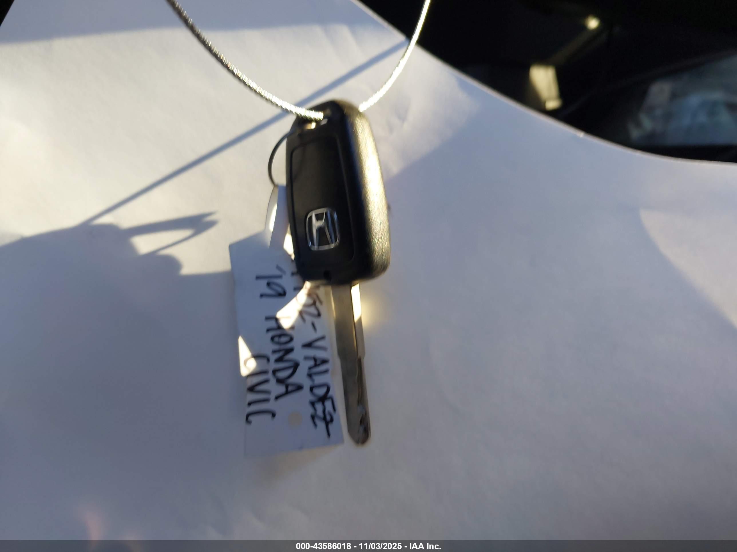 HONDA CIVIC image 11