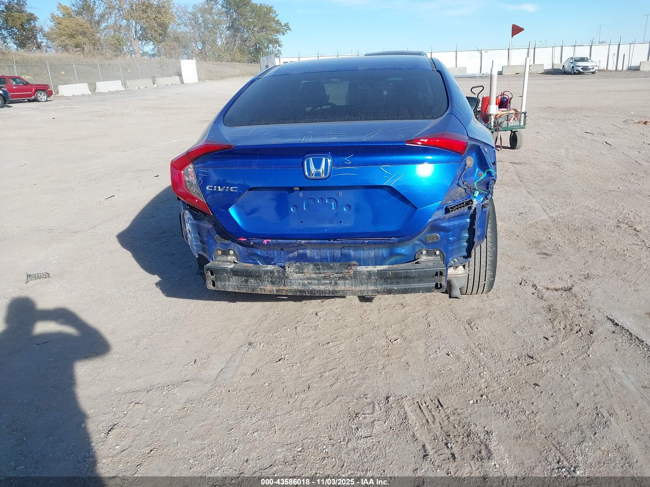 HONDA CIVIC image 6