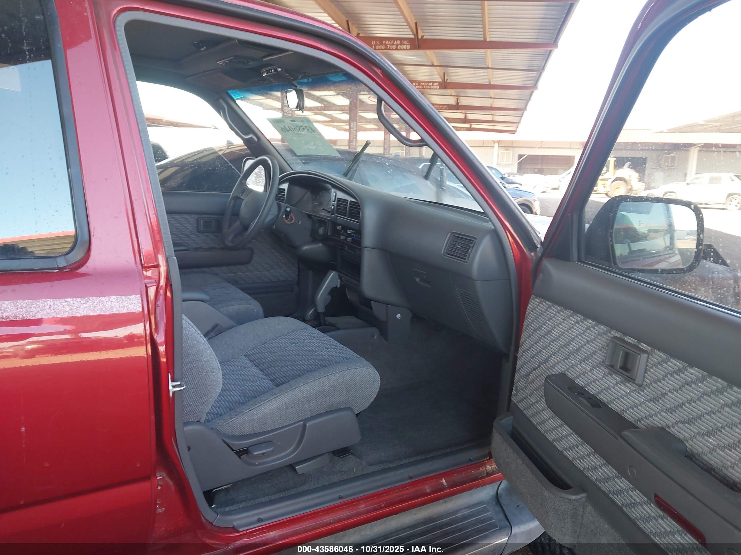 TOYOTA 4RUNNER image 5