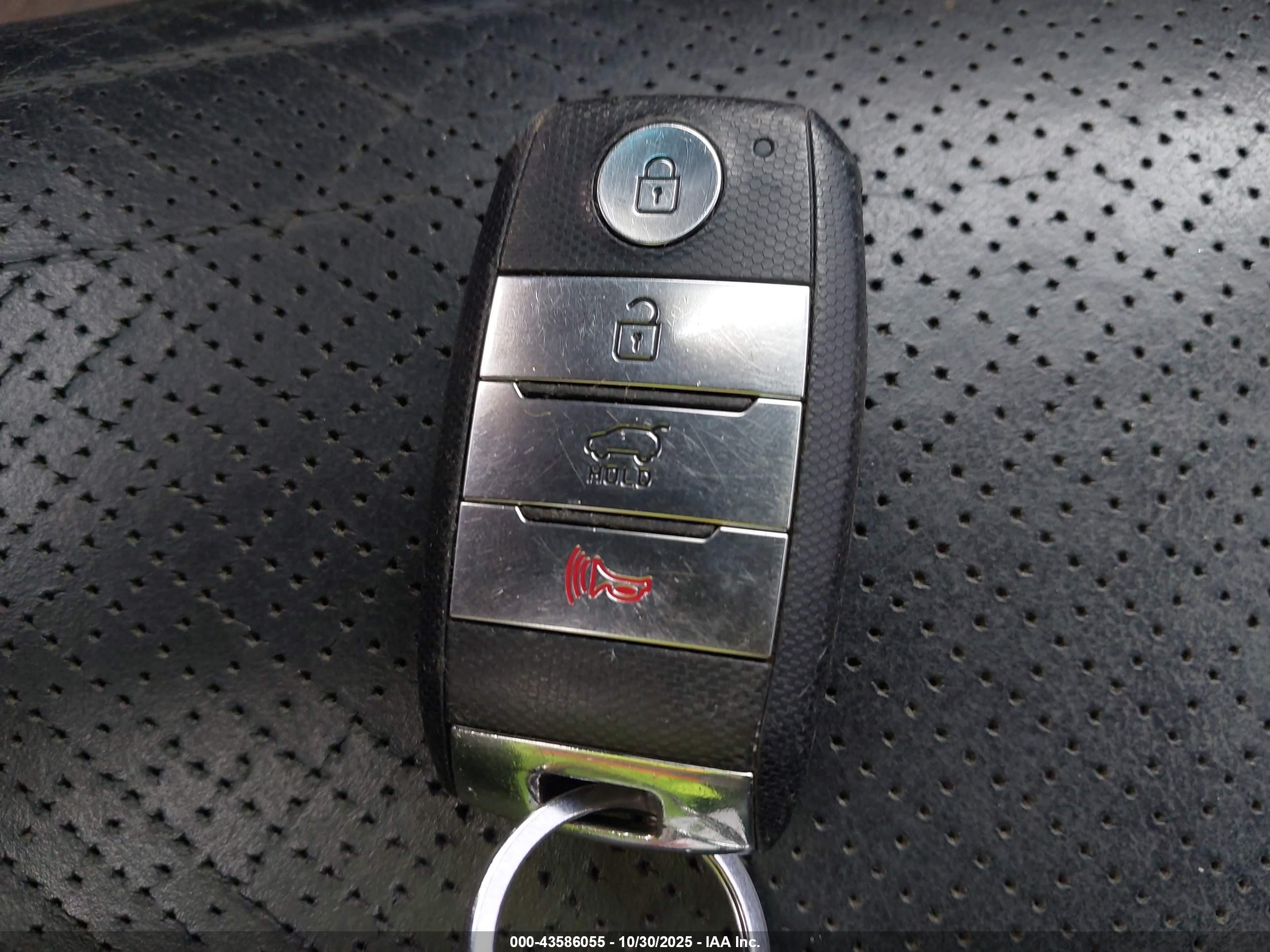 KIA SORENTO image 11