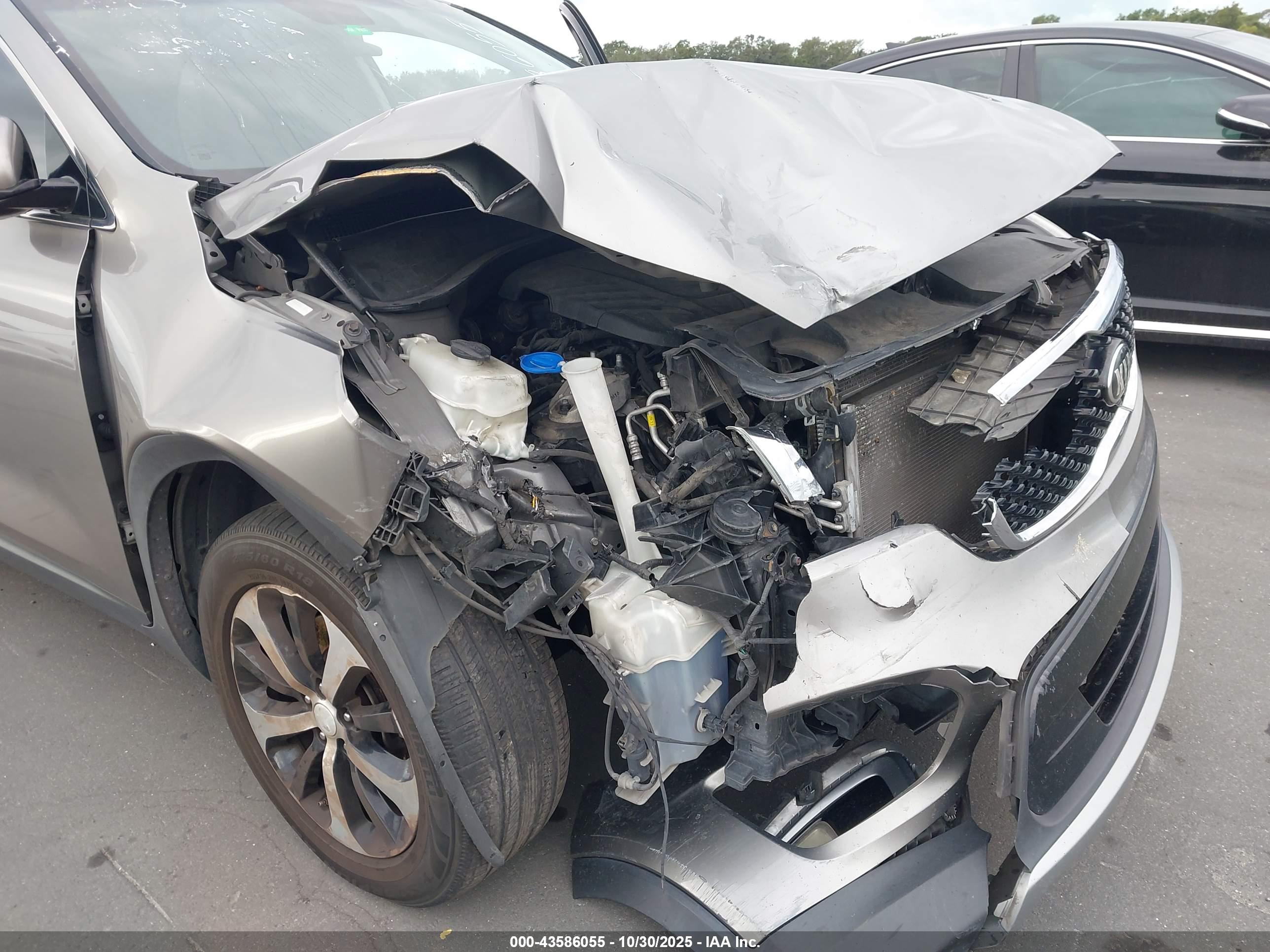 KIA SORENTO image 6