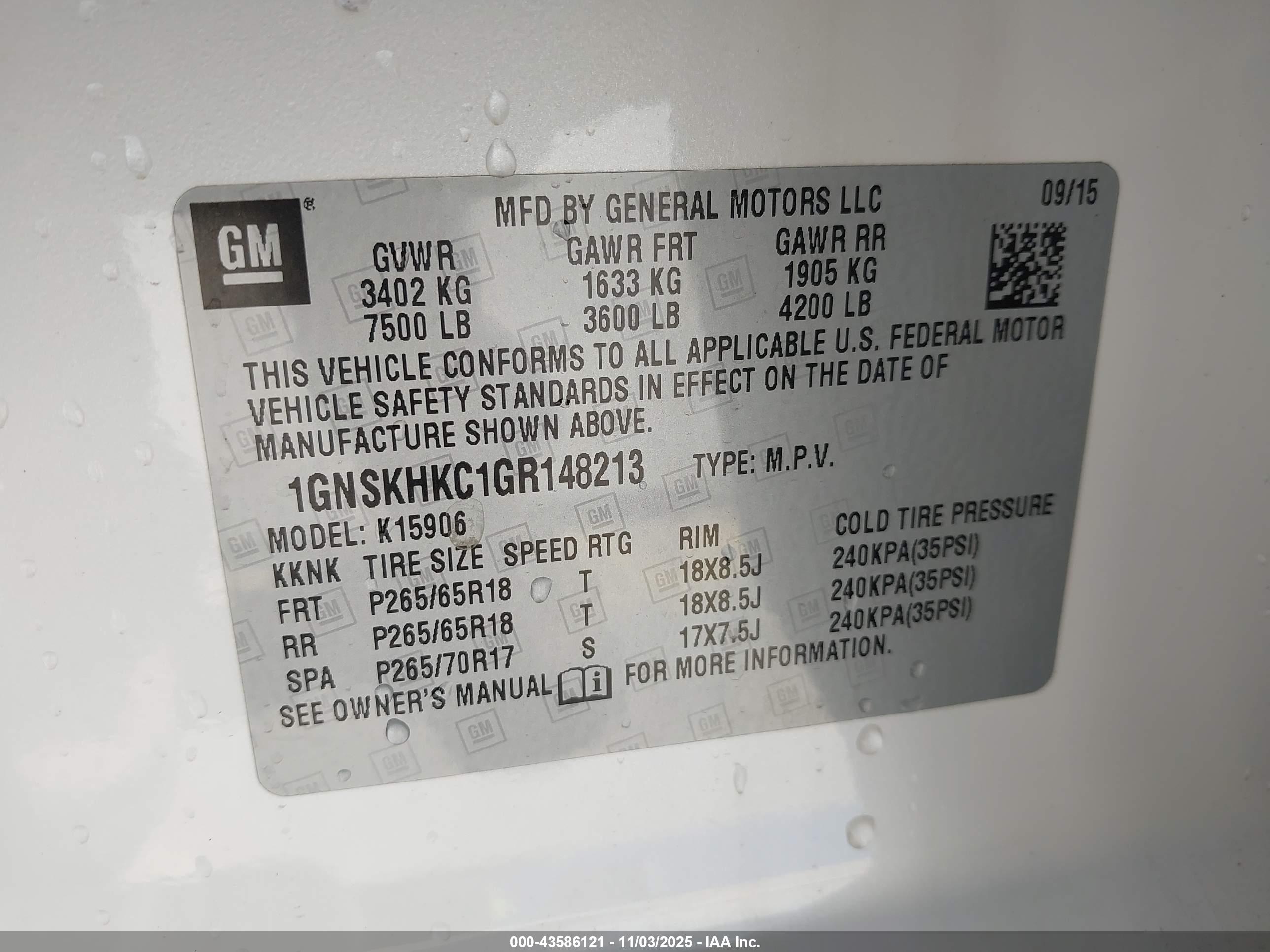 CHEVROLET SUBURBAN image 9