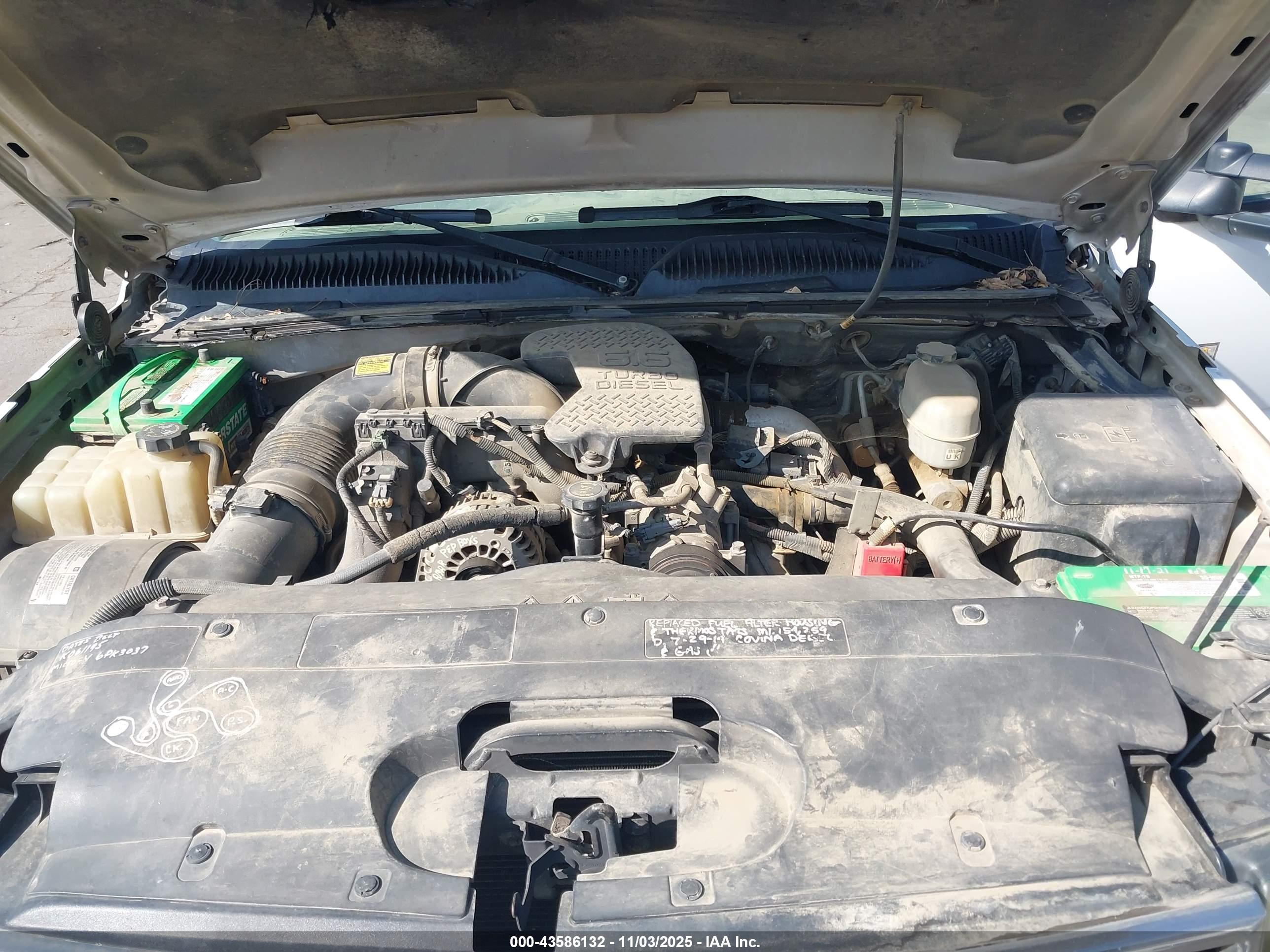 CHEVROLET SILVERADO image 10