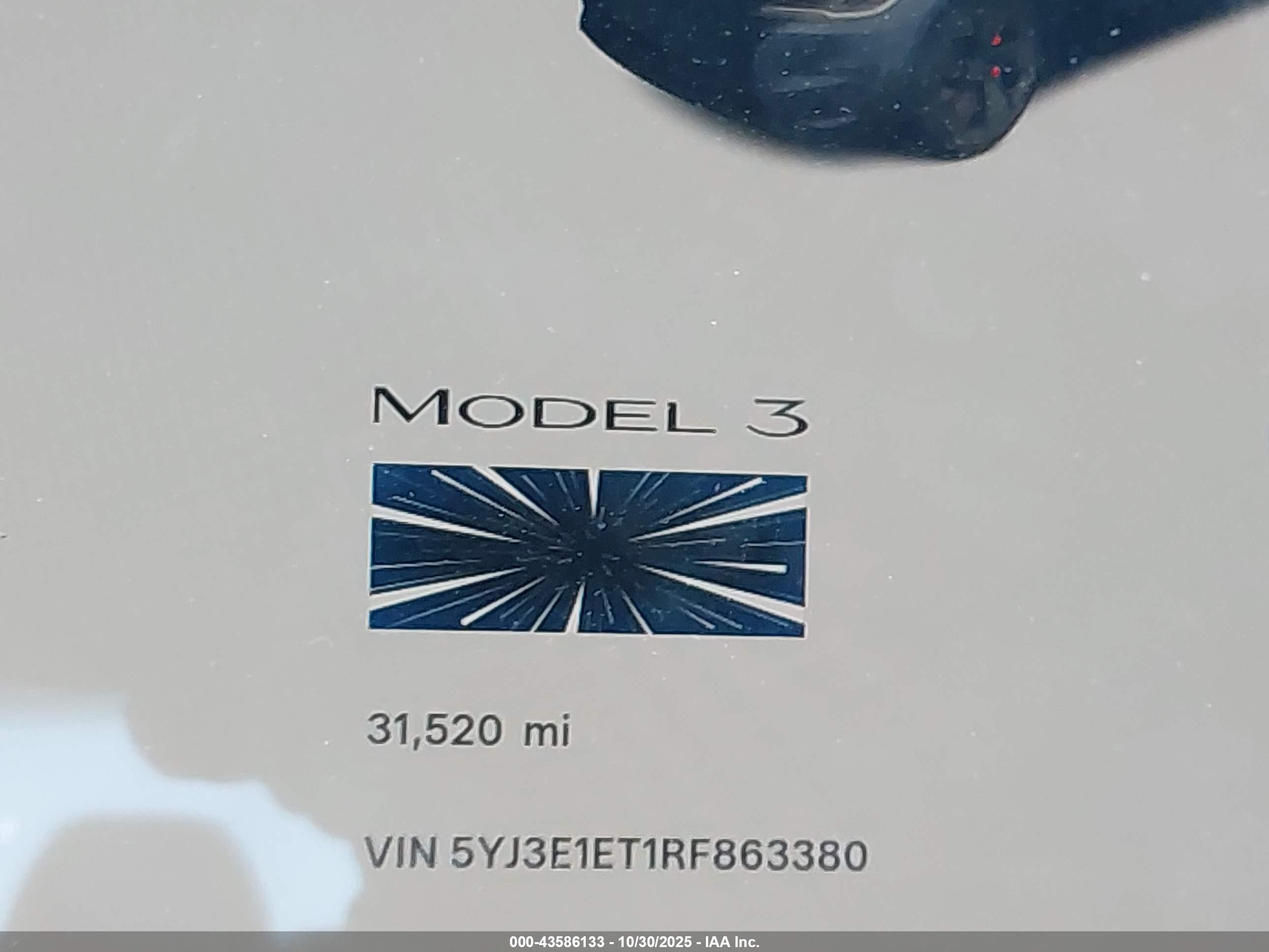 TESLA MODEL image 7