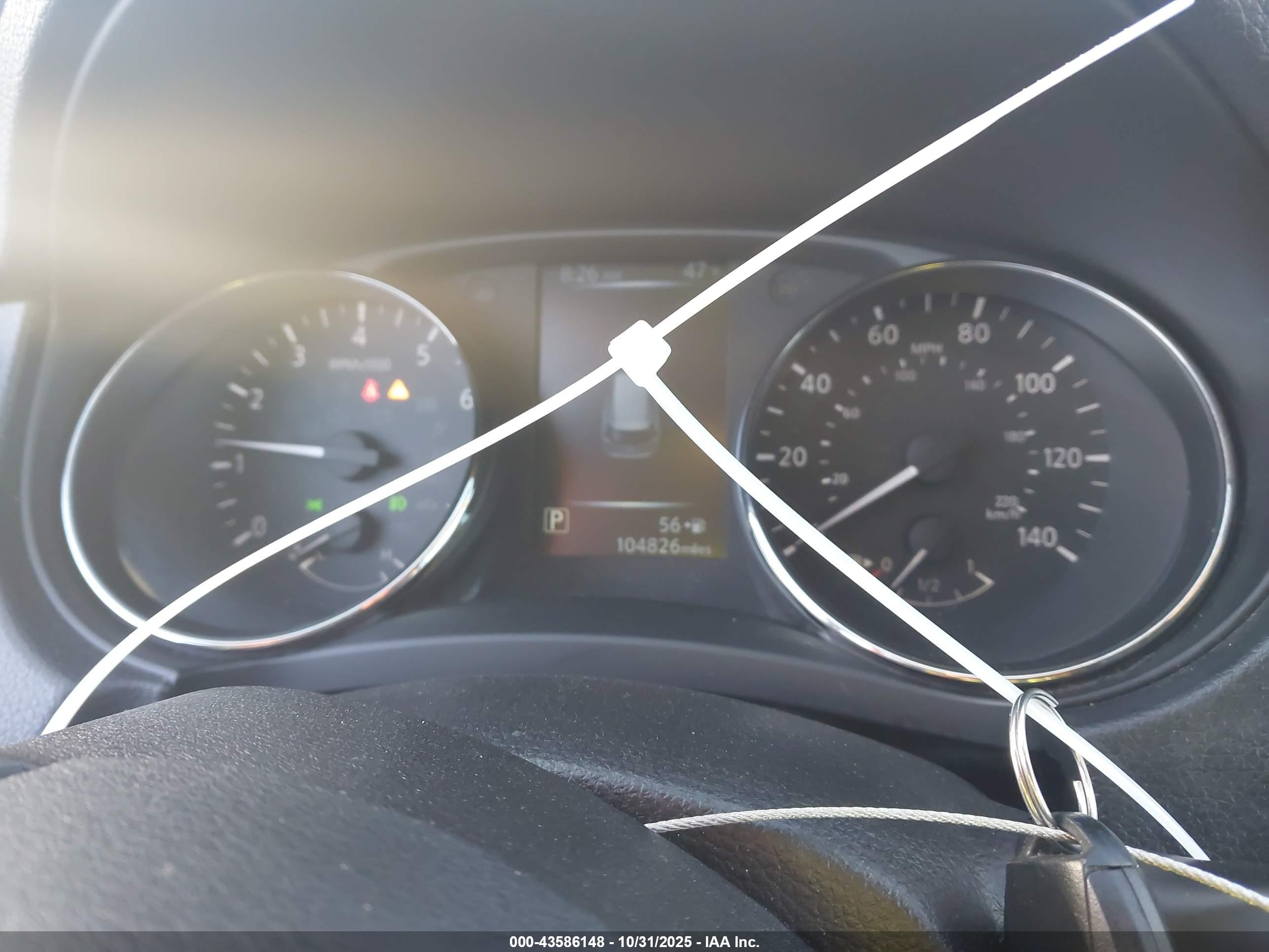 NISSAN ROGUE image 7