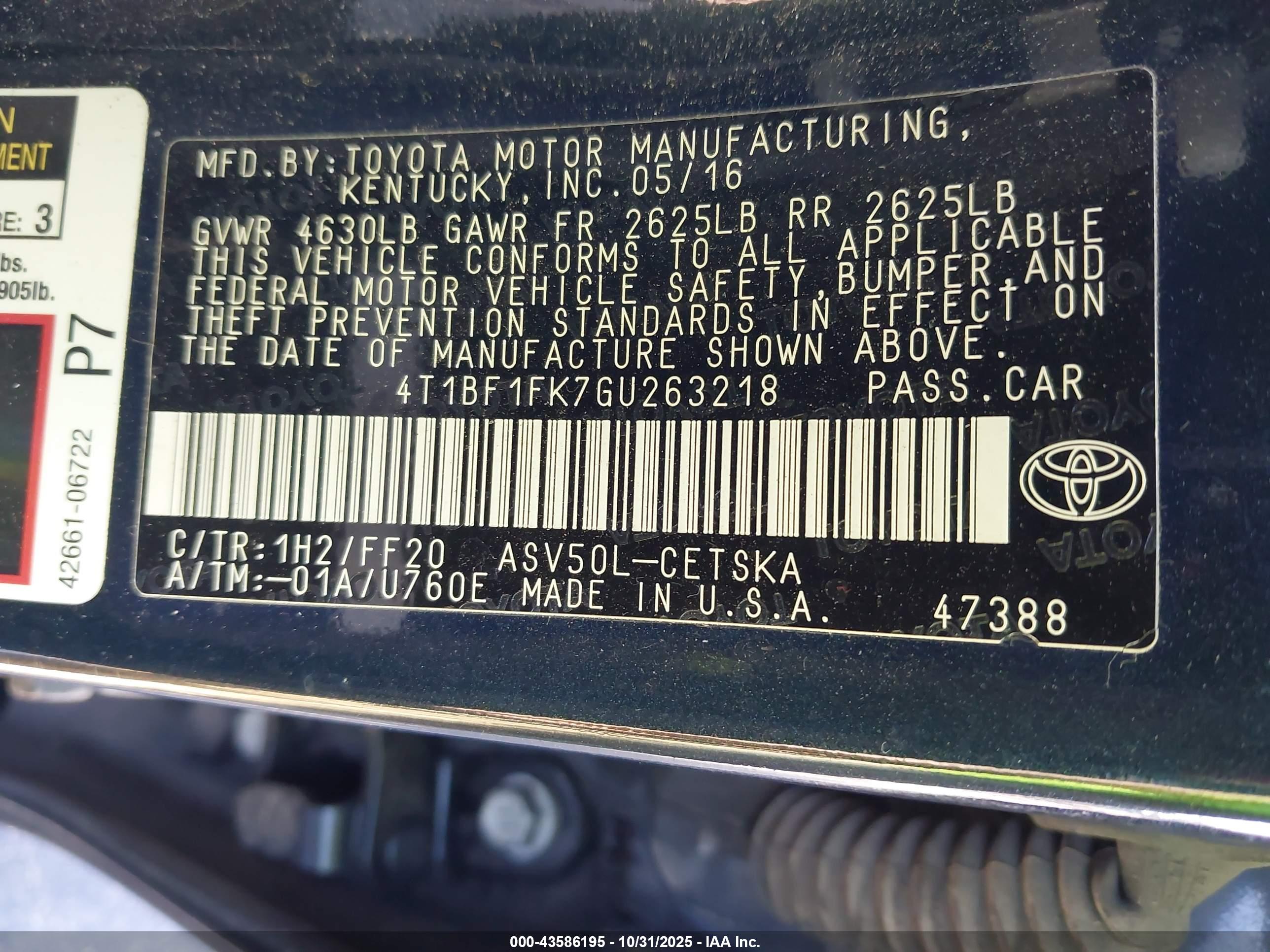 TOYOTA CAMRY image 9