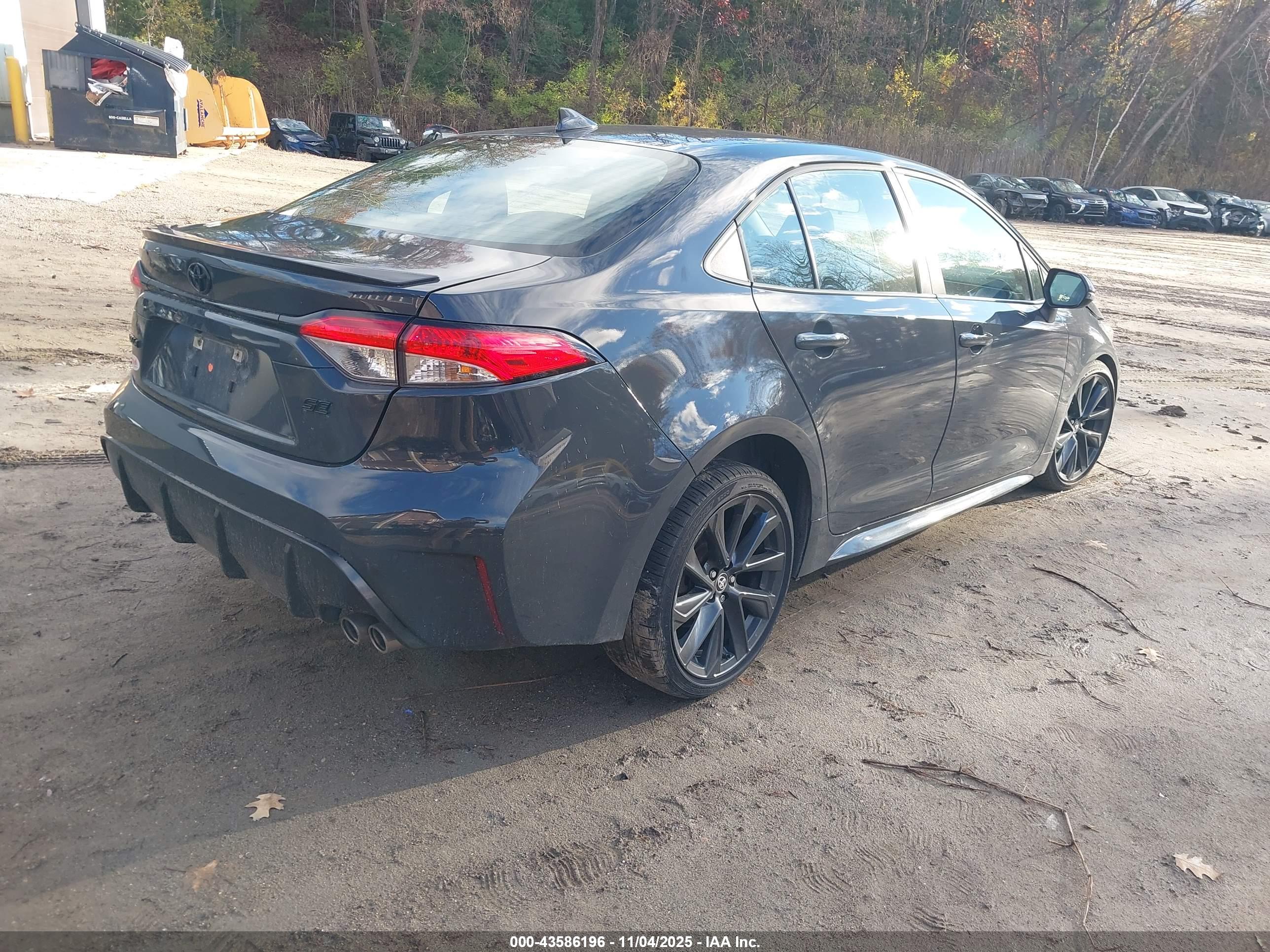 TOYOTA COROLLA image 4
