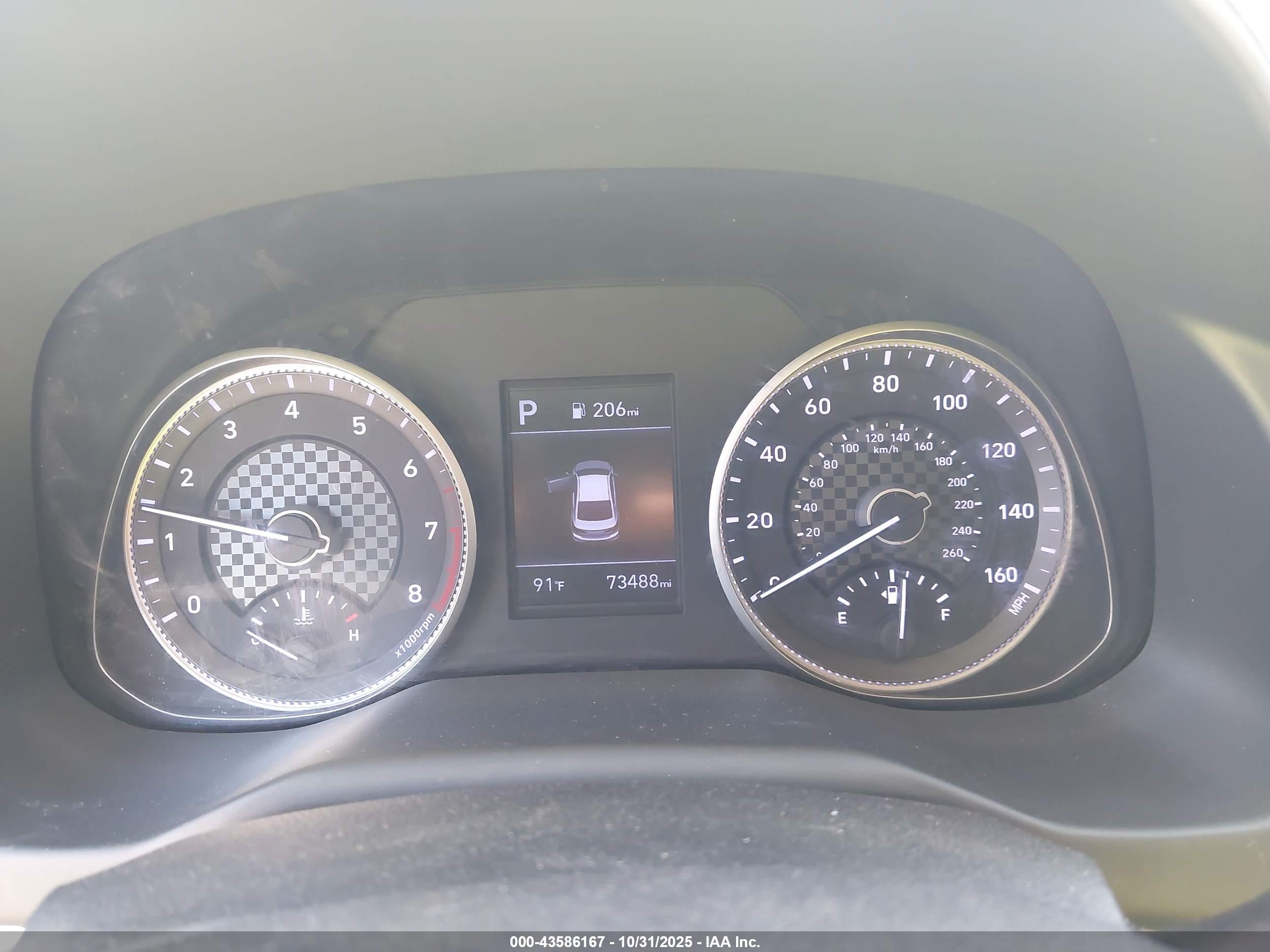 HYUNDAI ELANTRA image 7