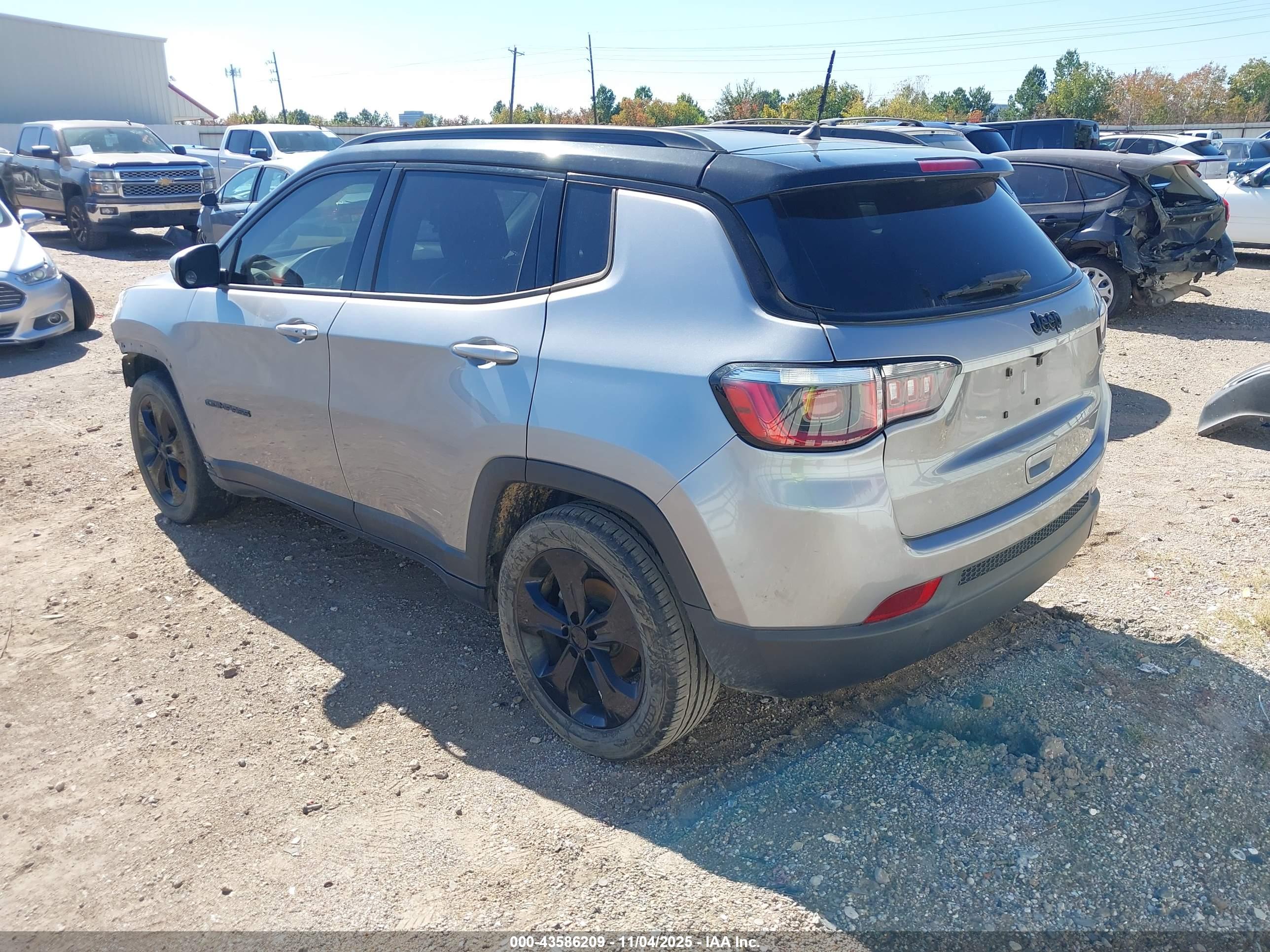JEEP COMPASS image 3