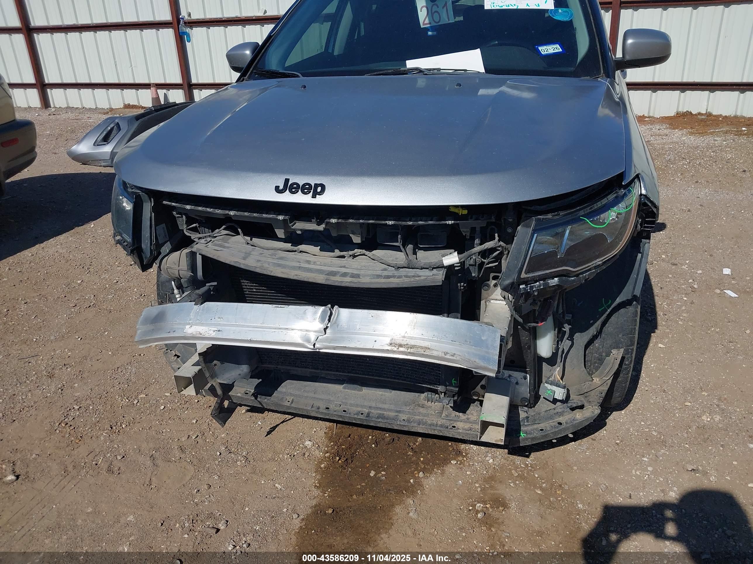 JEEP COMPASS image 6