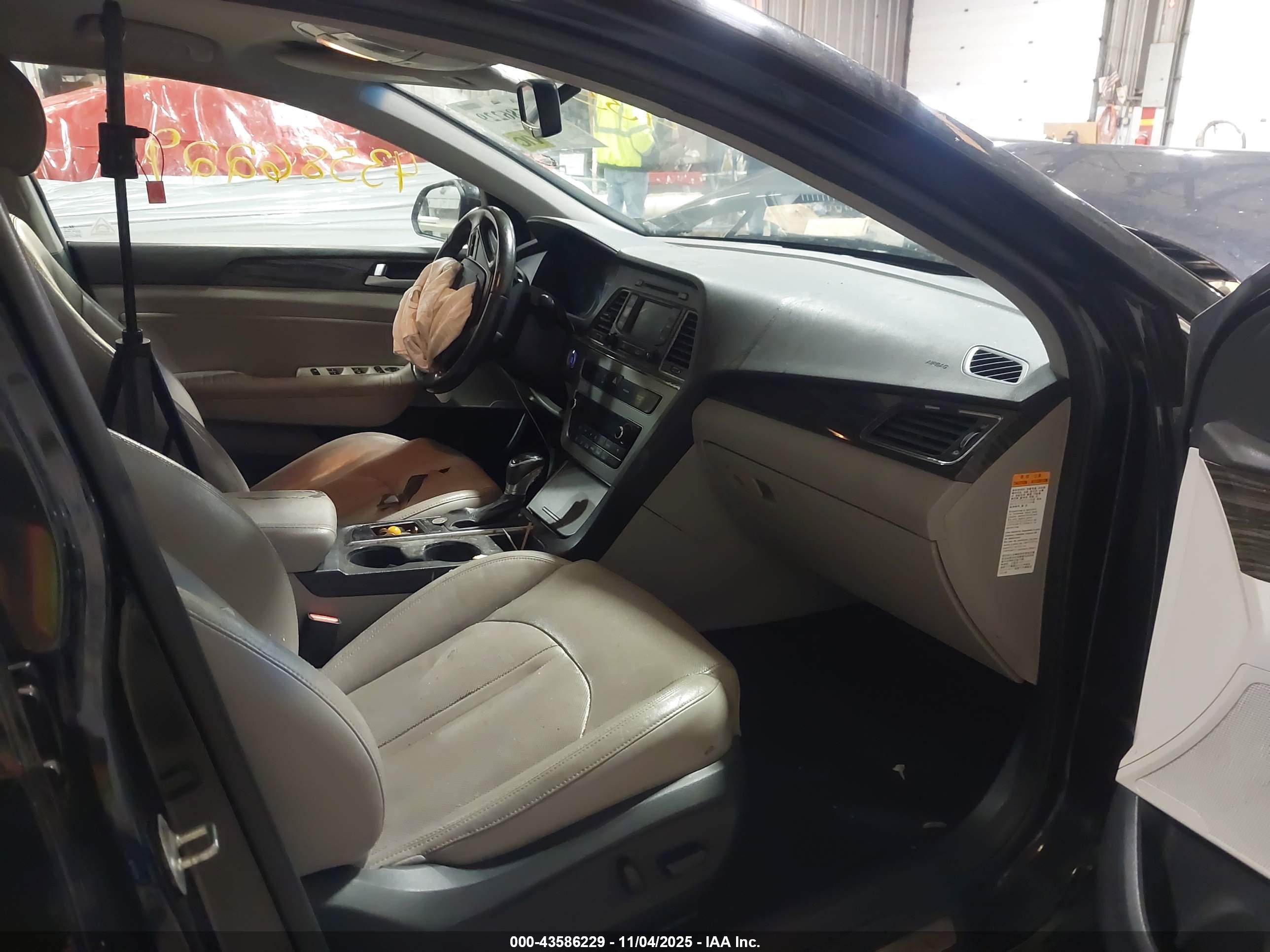 HYUNDAI SONATA image 5