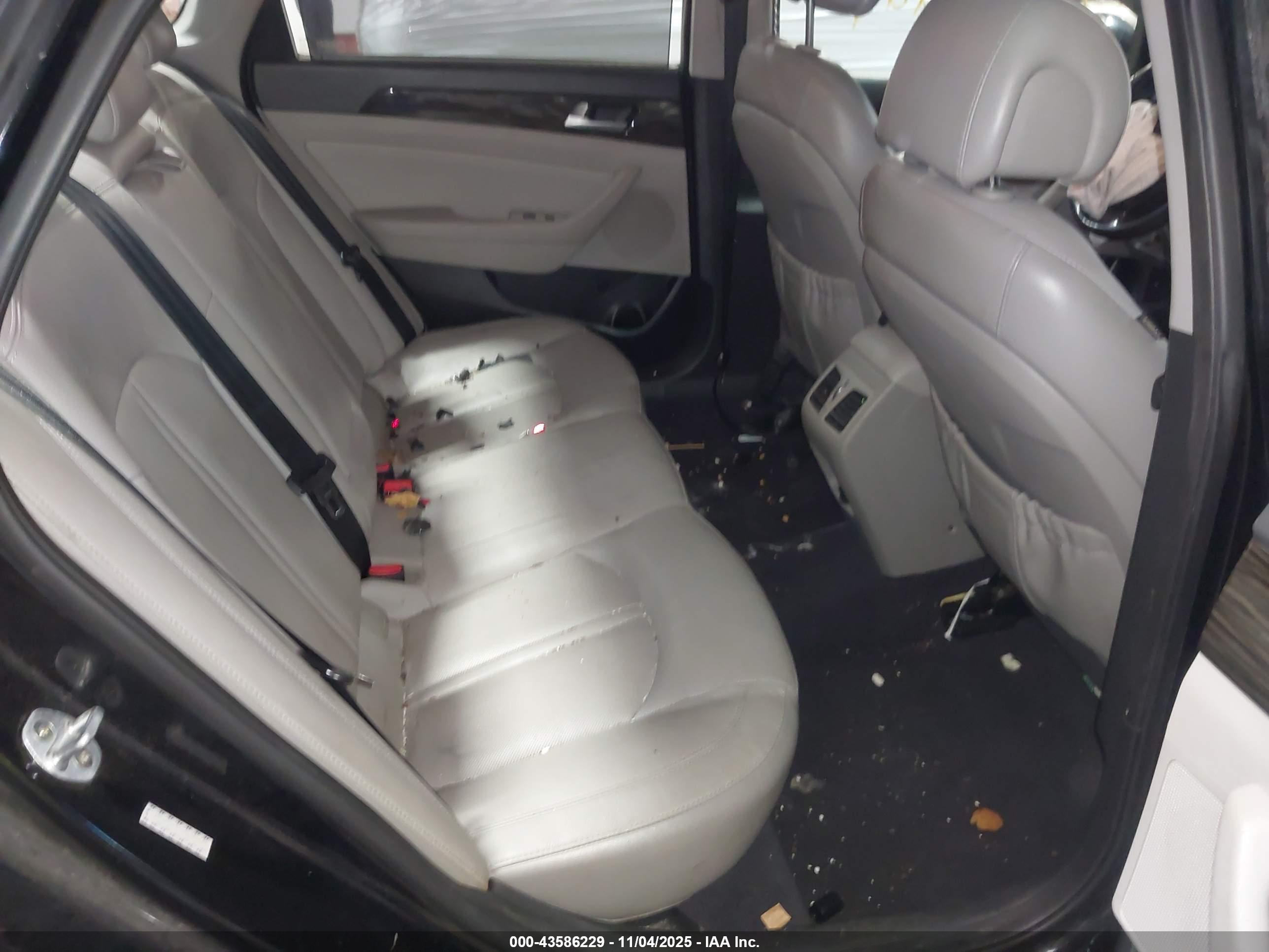 HYUNDAI SONATA image 8