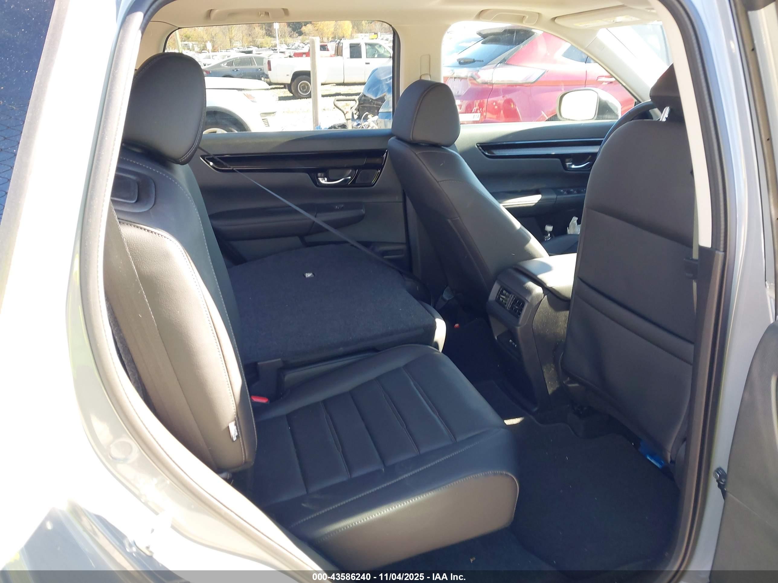 HONDA CR-V image 8