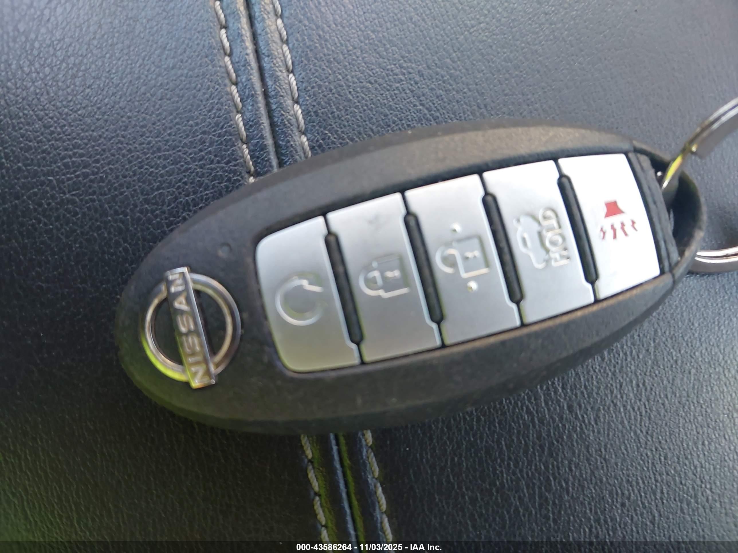 NISSAN ALTIMA image 11