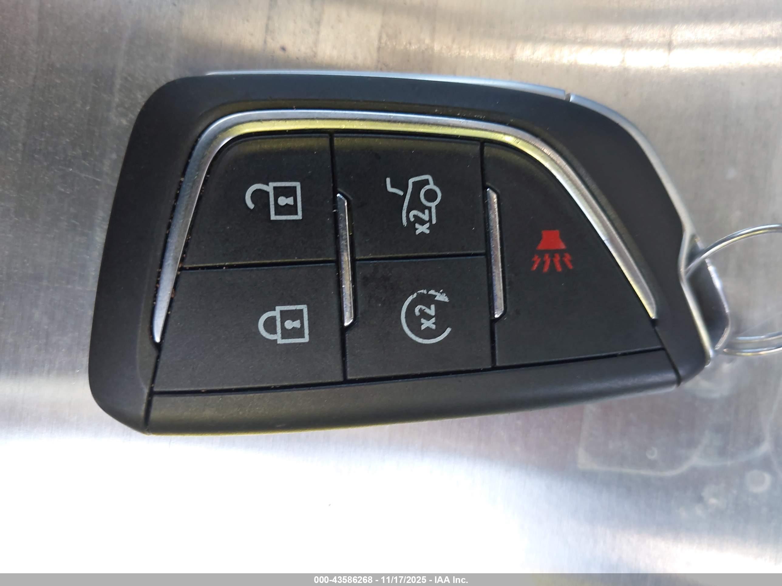 CADILLAC CT4 image 11